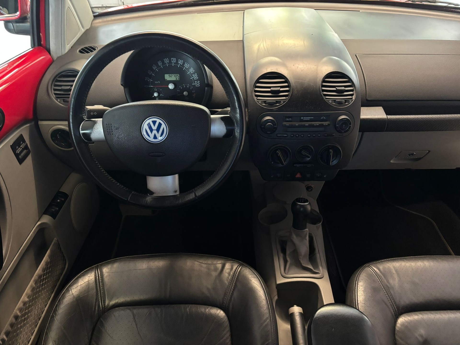 VW Beetle 2.0-image-8