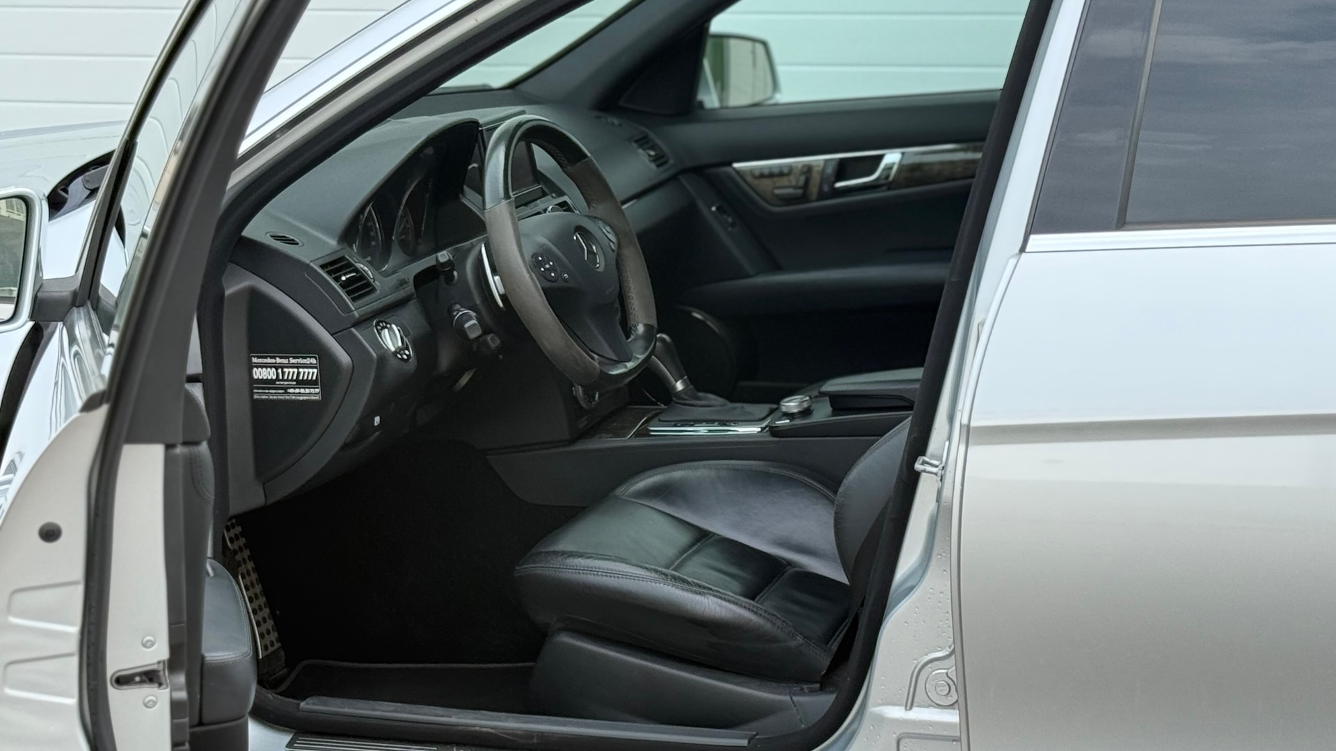 MERCEDES-BENZ C 63 AMG Avantgarde 7G-Tronic-image-9
