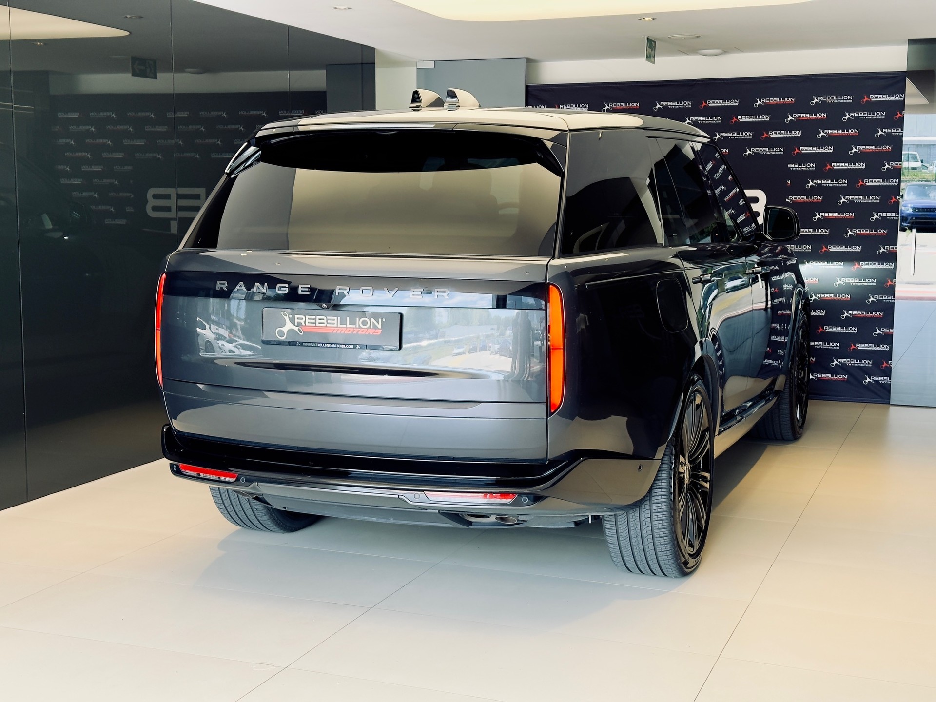 LAND ROVER Range Rover P530 4.4 V8 Autobiography Automatic-image-9