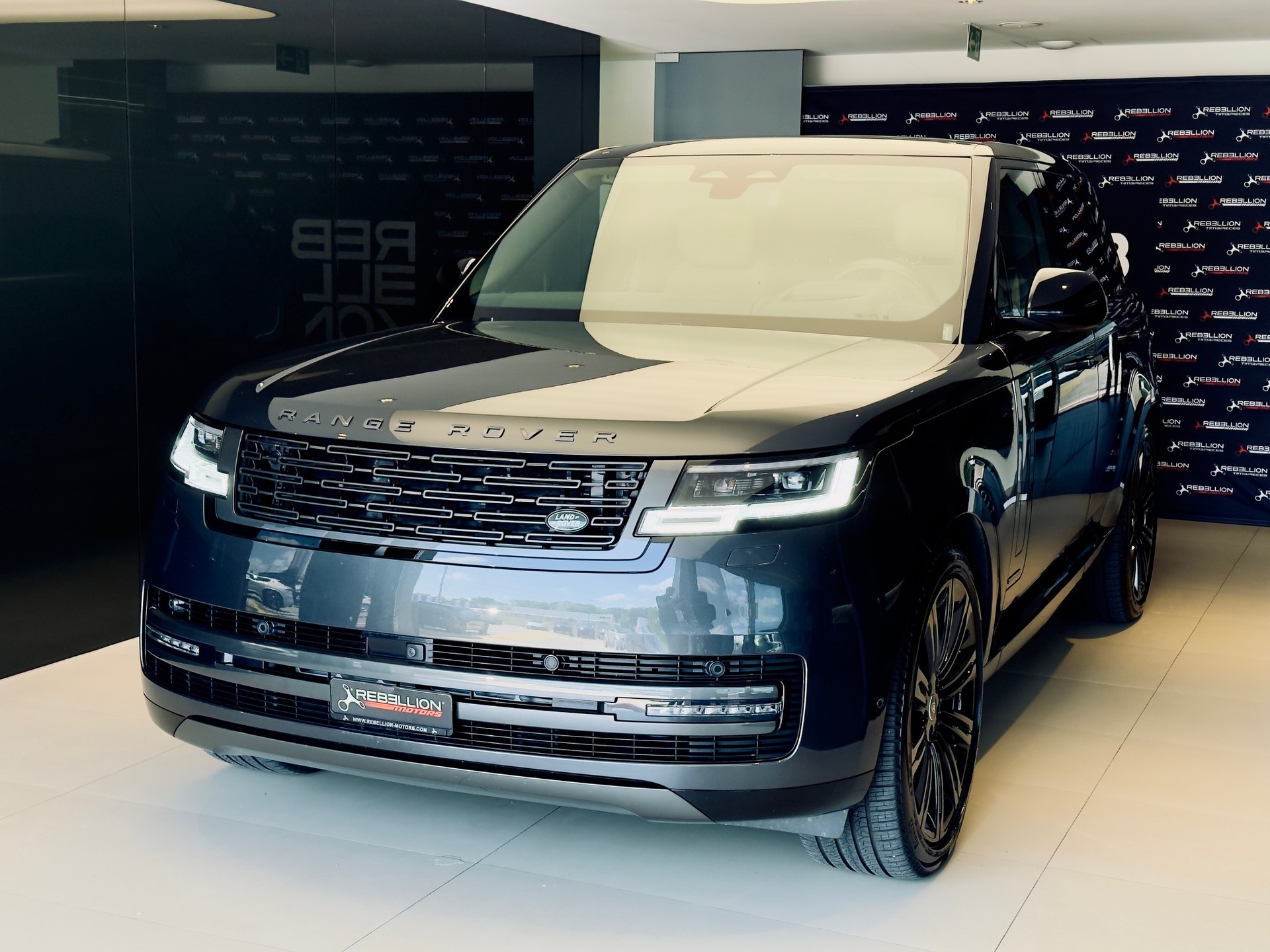 LAND ROVER Range Rover P530 4.4 V8 Autobiography Automatic
