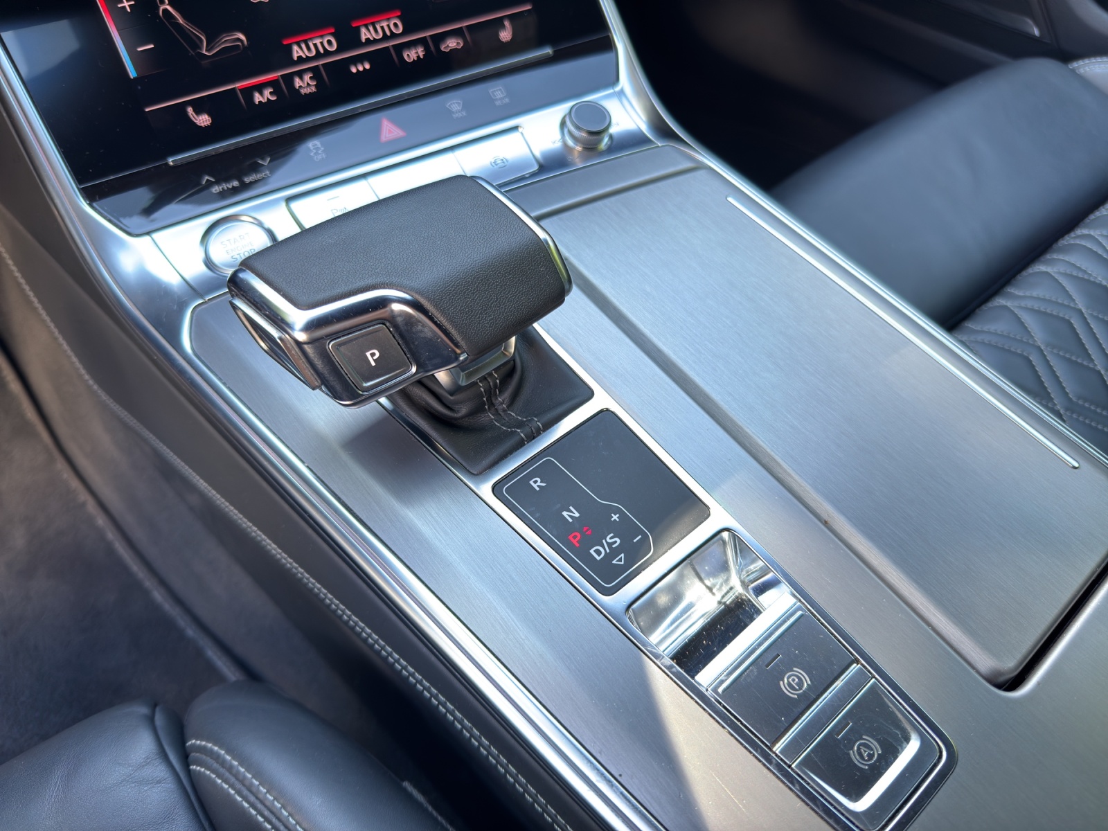AUDI A7 Sportback 50 TDI quattro S-tronic-image-25