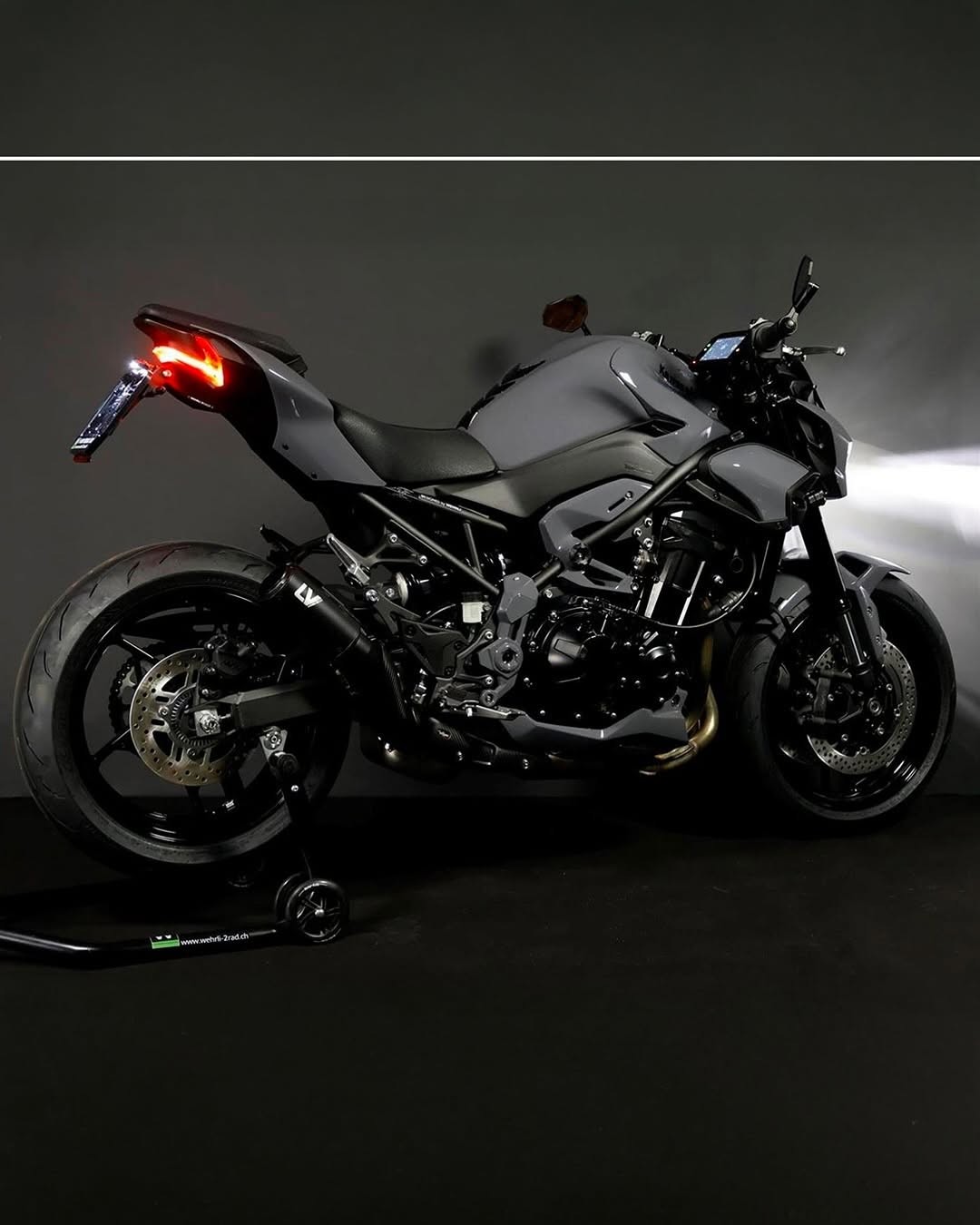 KAWASAKI Z 900 (91/70/35 KW) *Nardo Light* Level 3-image-14