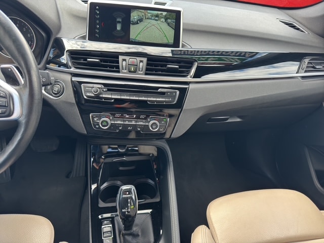 BMW X1 xDrive 25i xLine Steptronic-image-12