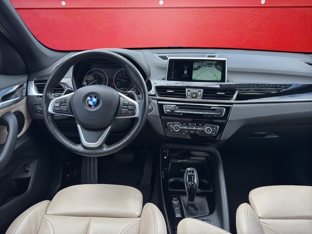 BMW X1 xDrive 25i xLine Steptronic-image-11