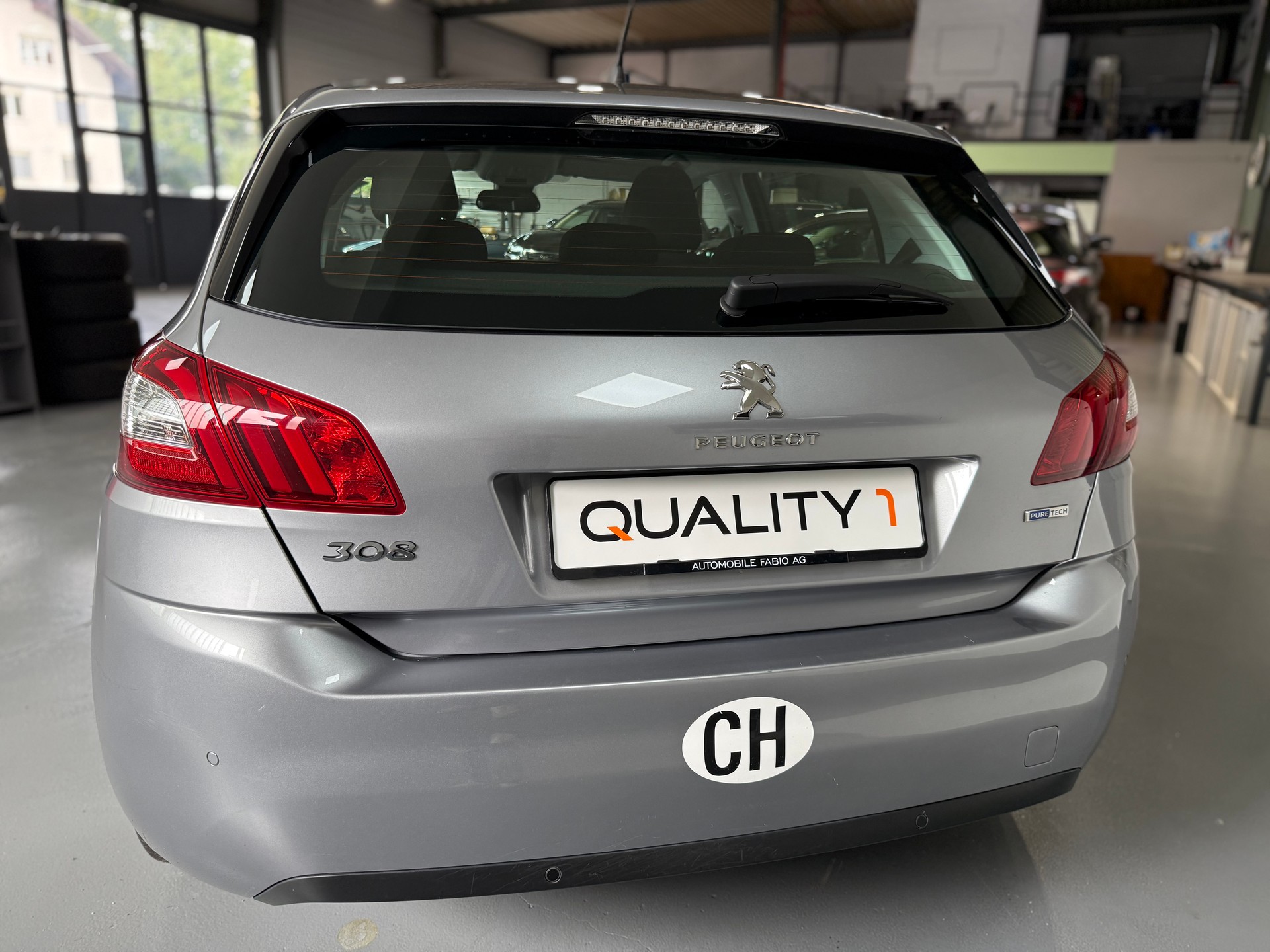 PEUGEOT 308 1.2 THP Active-image-5