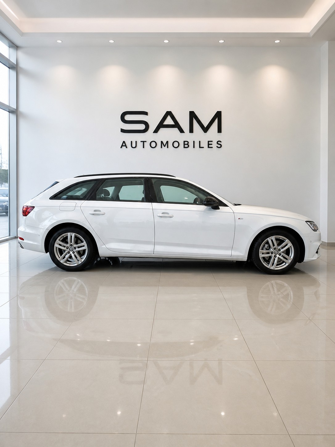 AUDI A4 Avant 2.0 TFSI Design quattro S-tronic S-LINE-image-2