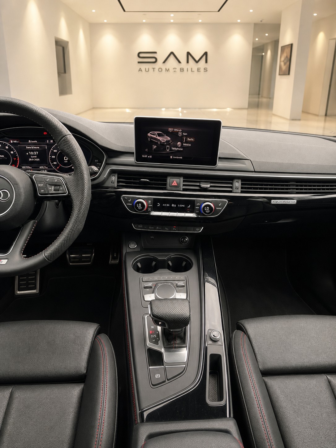 AUDI A4 Avant 2.0 TFSI Design quattro S-tronic S-LINE-image-9