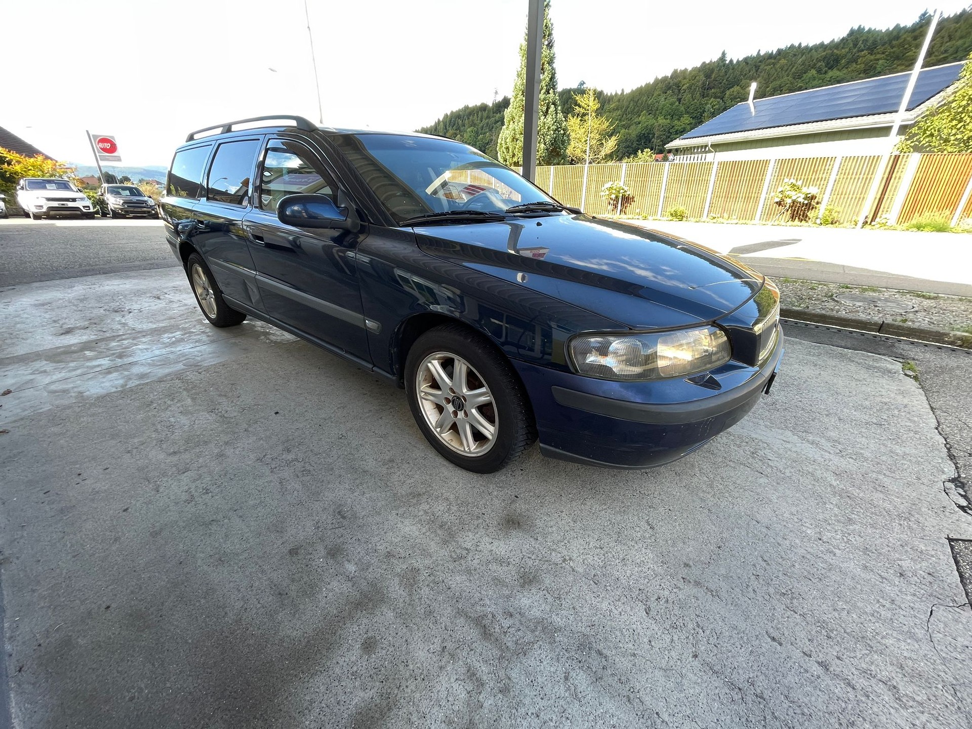 VOLVO V70 2.4
