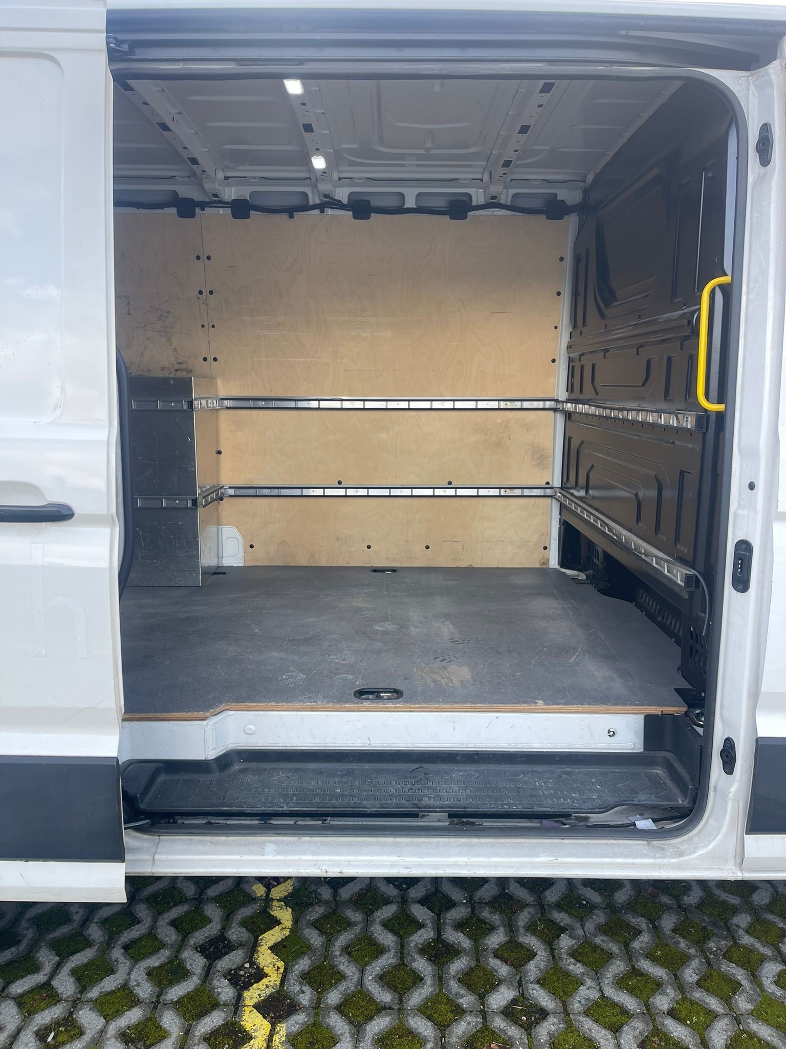 VW Crafter 35 2.0 BiTDI L3-image-4