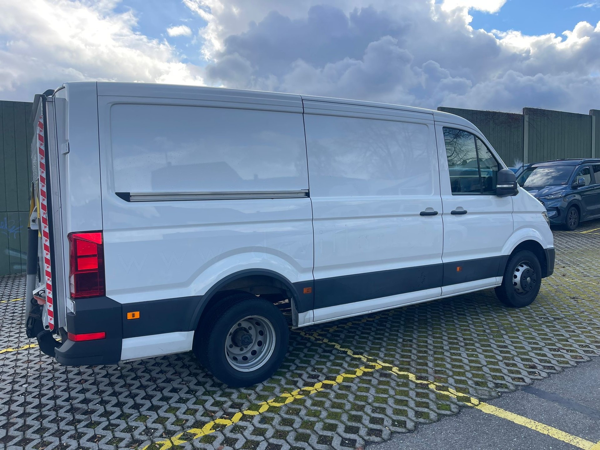 VW Crafter 35 2.0 BiTDI L3-image-2
