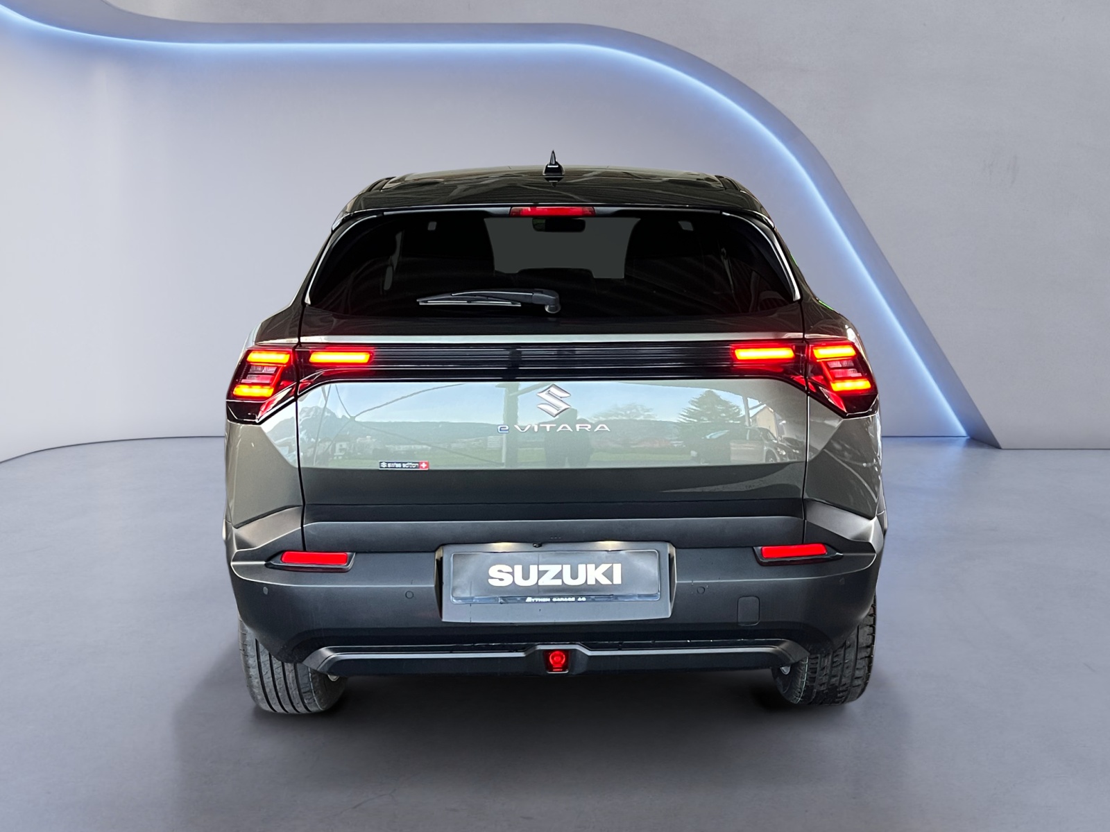 SUZUKI e Vitara Compact Top 4x4-showroom-element-3