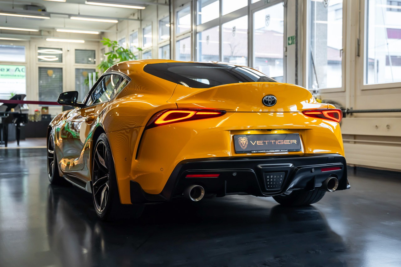 TOYOTA Supra GR 3.0i Turbo Premium Automat 8-showroom-element-3