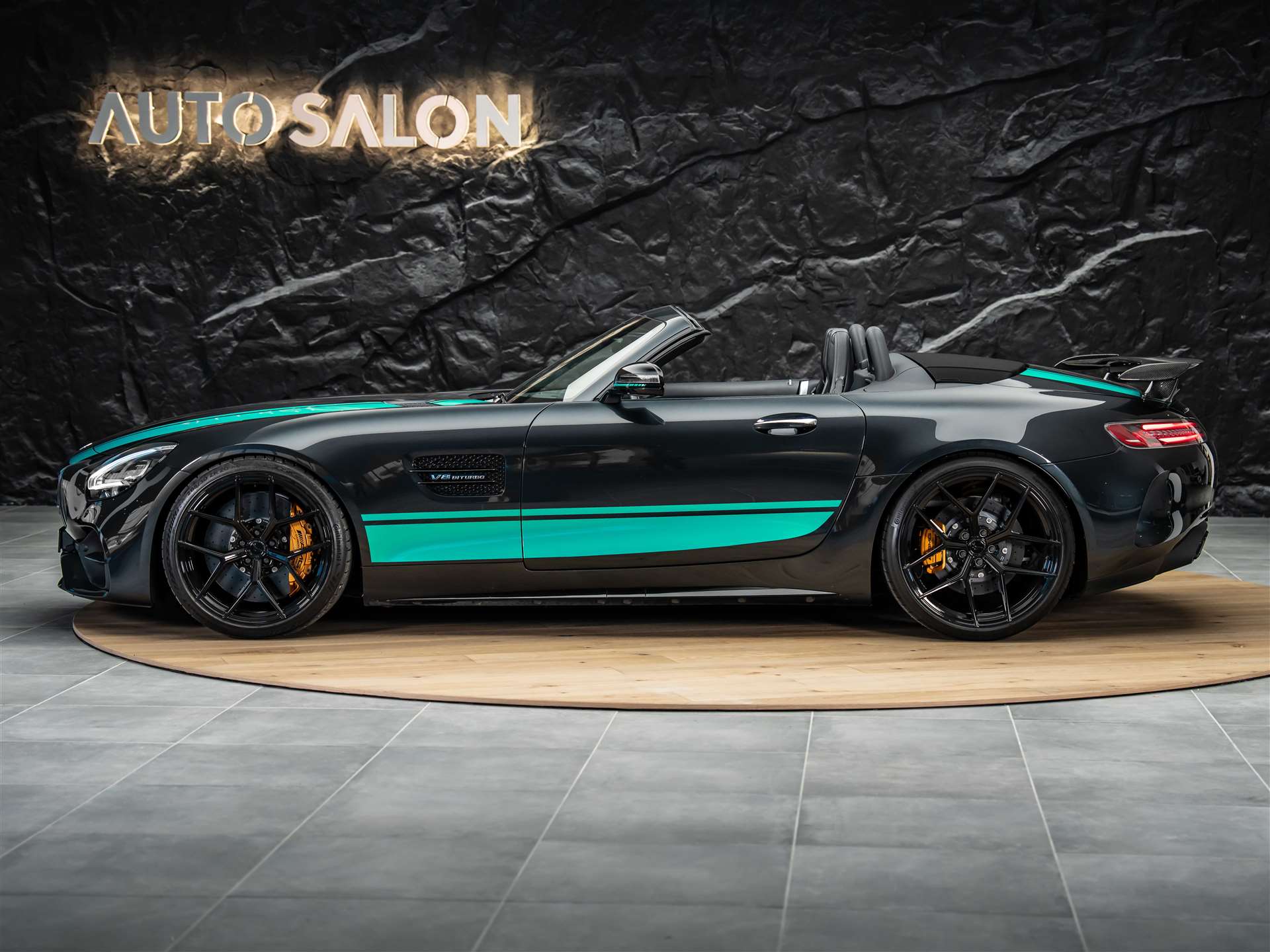 MERCEDES-BENZ AMG GT C Roadster Speedshift DCT *CH-Auto*Keramik*Burmester*Sitzlüftung*MSI+*-showroom-element-2