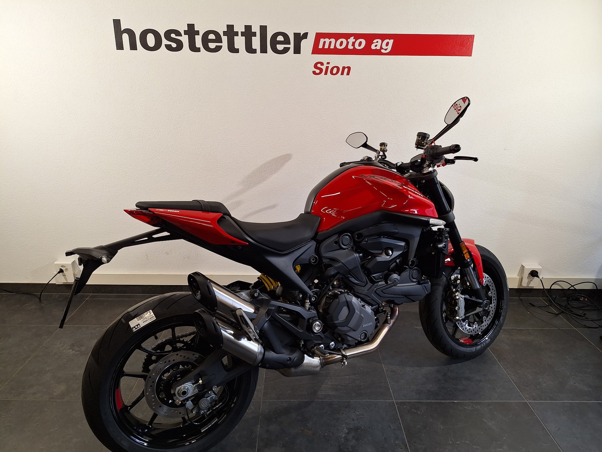 DUCATI Monster-image-1