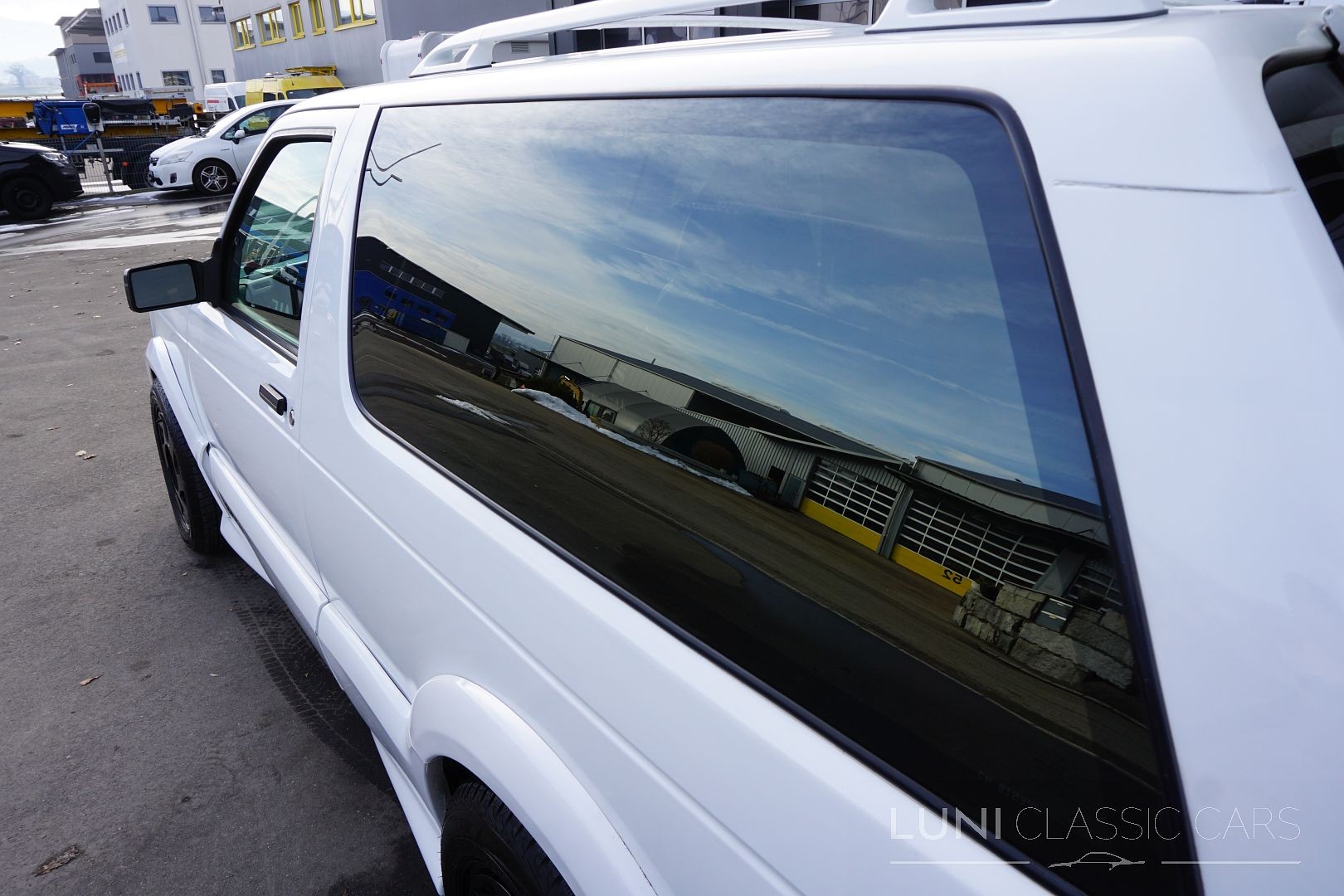 GMC Typhoon-image-7