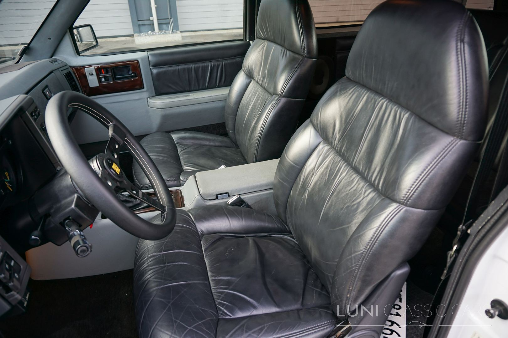 GMC Typhoon-image-12