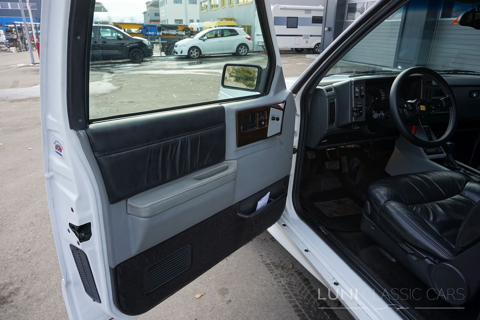 GMC Typhoon-image-9