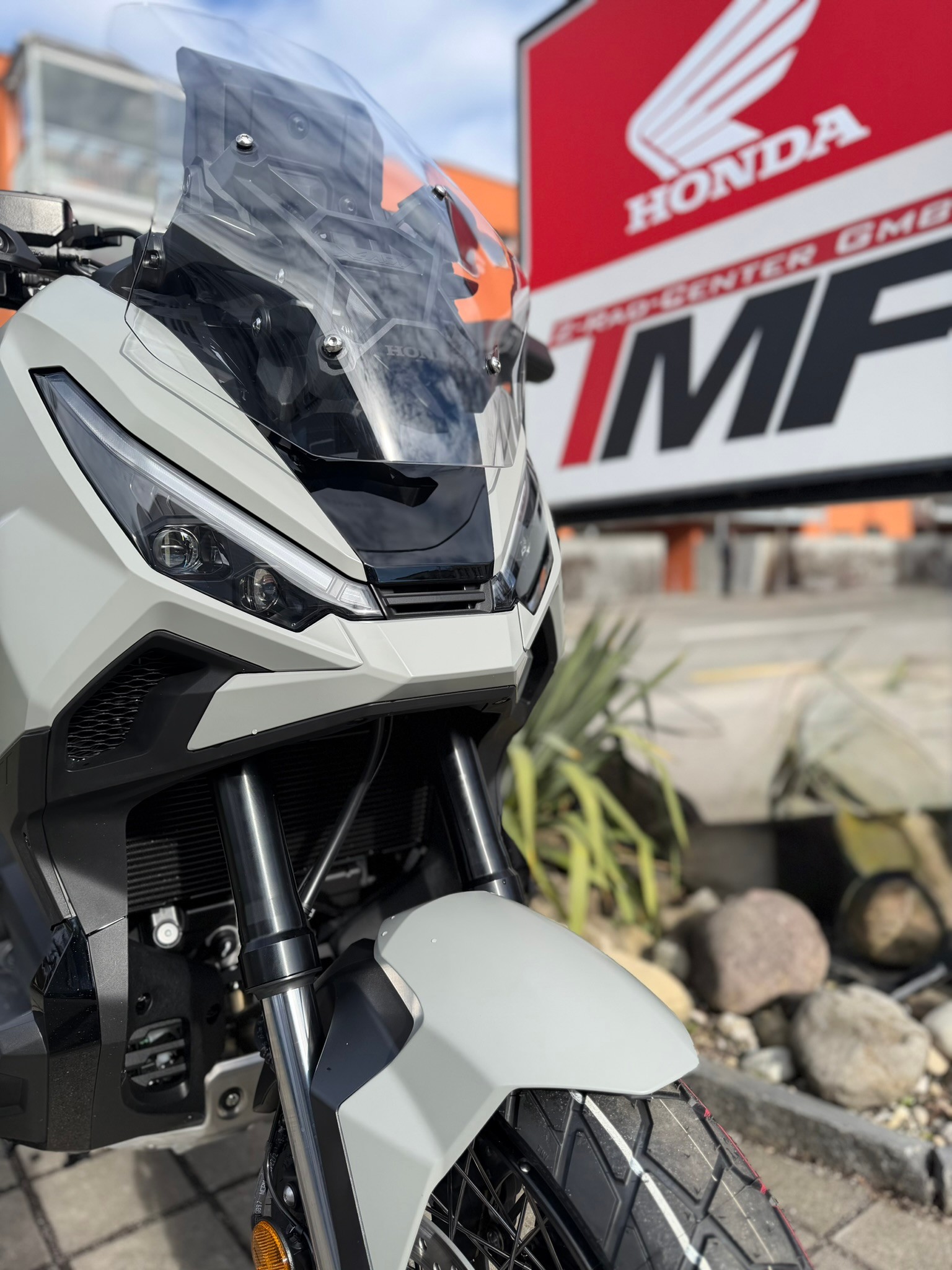 HONDA X-ADV 750-image-4
