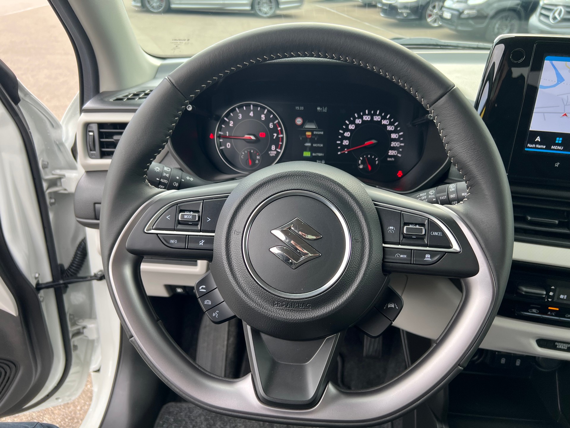 SUZUKI Swift 1.2 Compact+ Hybrid 4x4-image-19