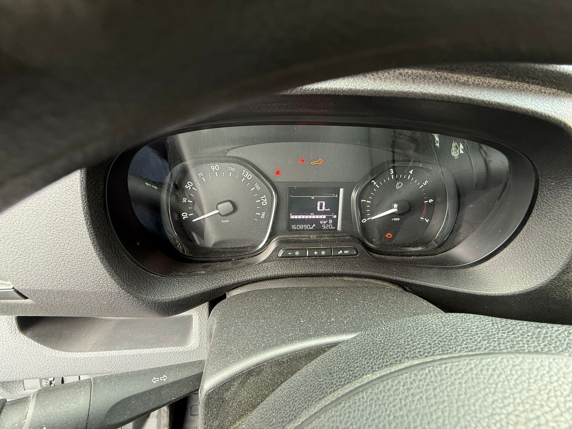 OPEL Vivaro Cargo 1.5 CDTI Essentia s/s DK fix M-image-10