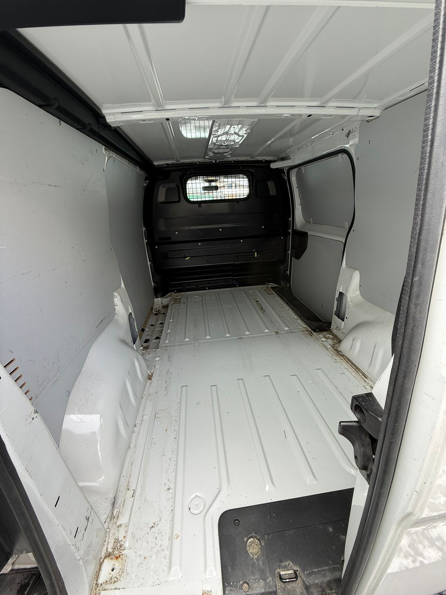 OPEL Vivaro Cargo 1.5 CDTI Essentia s/s DK fix M-image-6