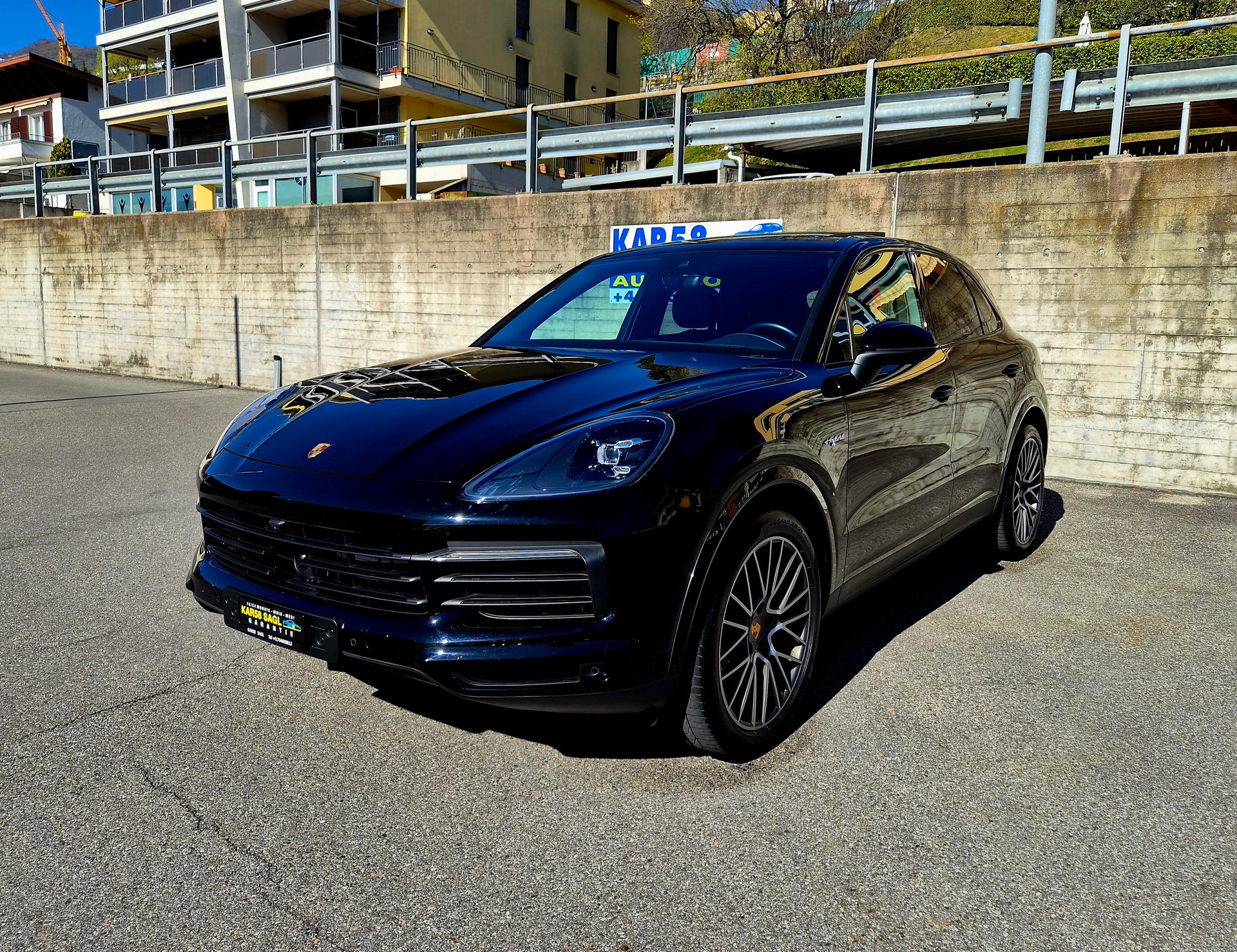 PORSCHE Cayenne E-Hybrid