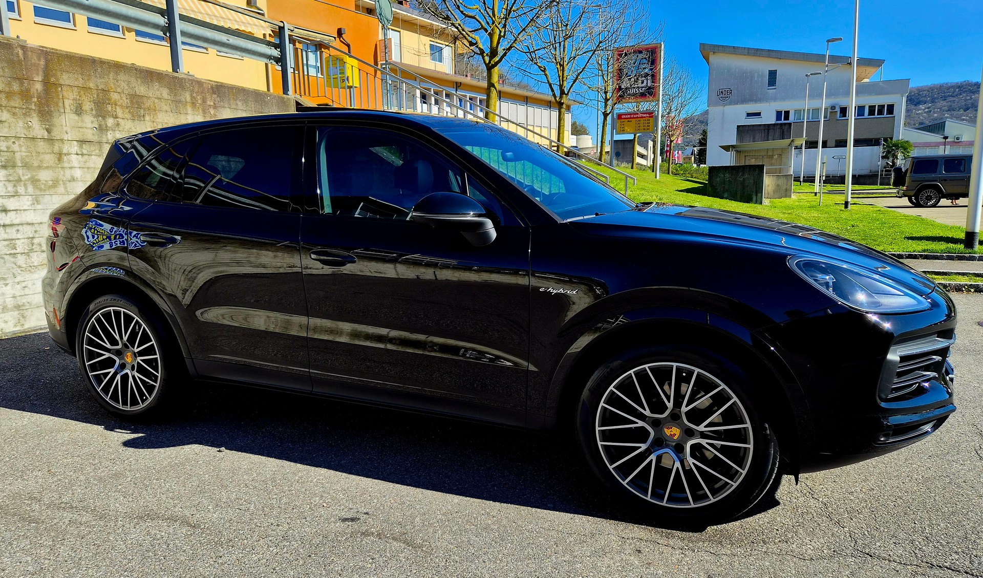 PORSCHE Cayenne E-Hybrid-image-5
