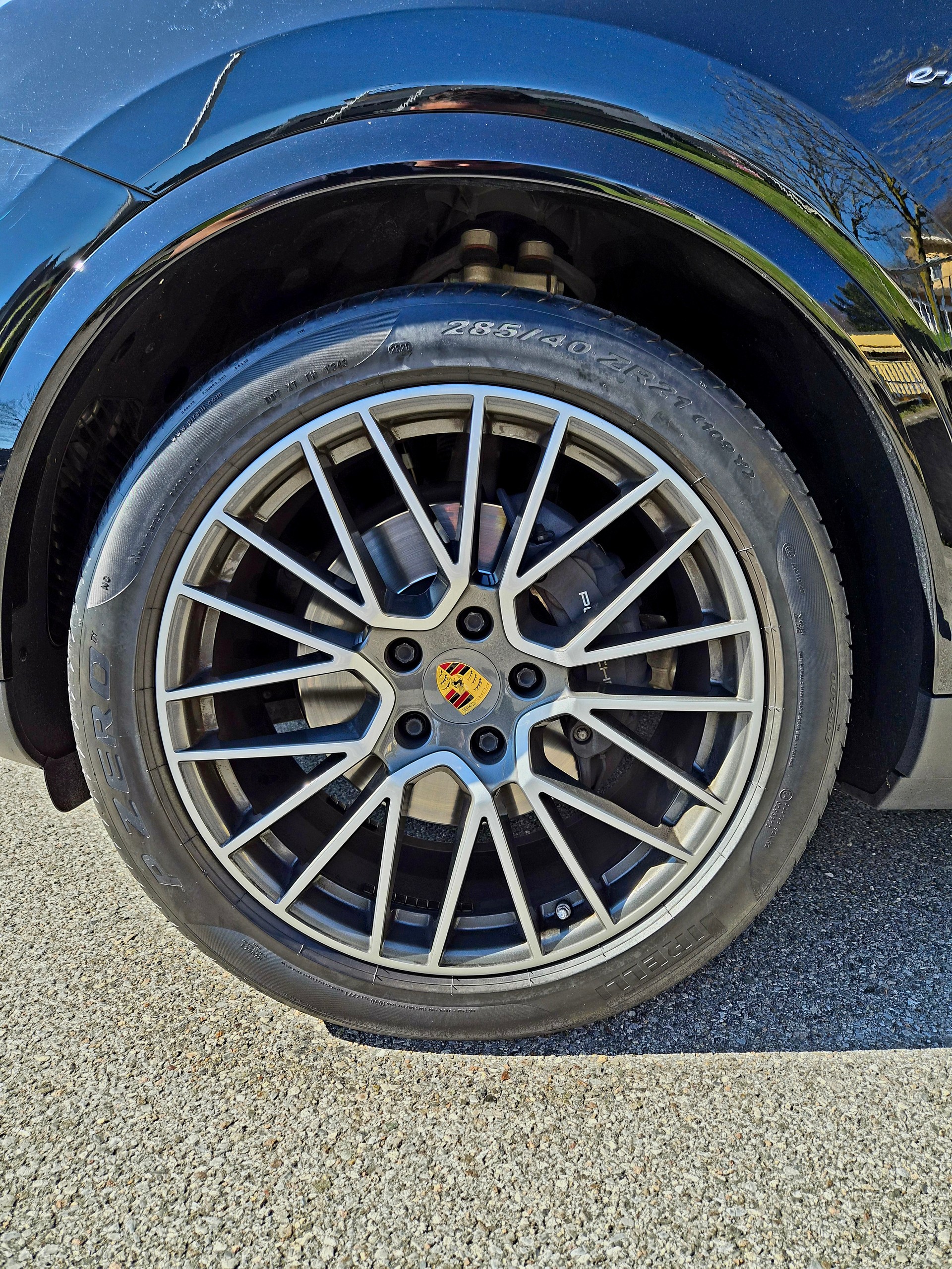 PORSCHE Cayenne E-Hybrid-image-6