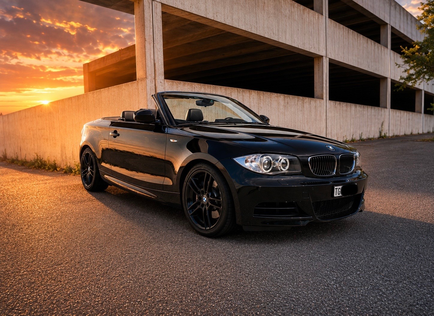 BMW 135i Cabrio DSG-image-1