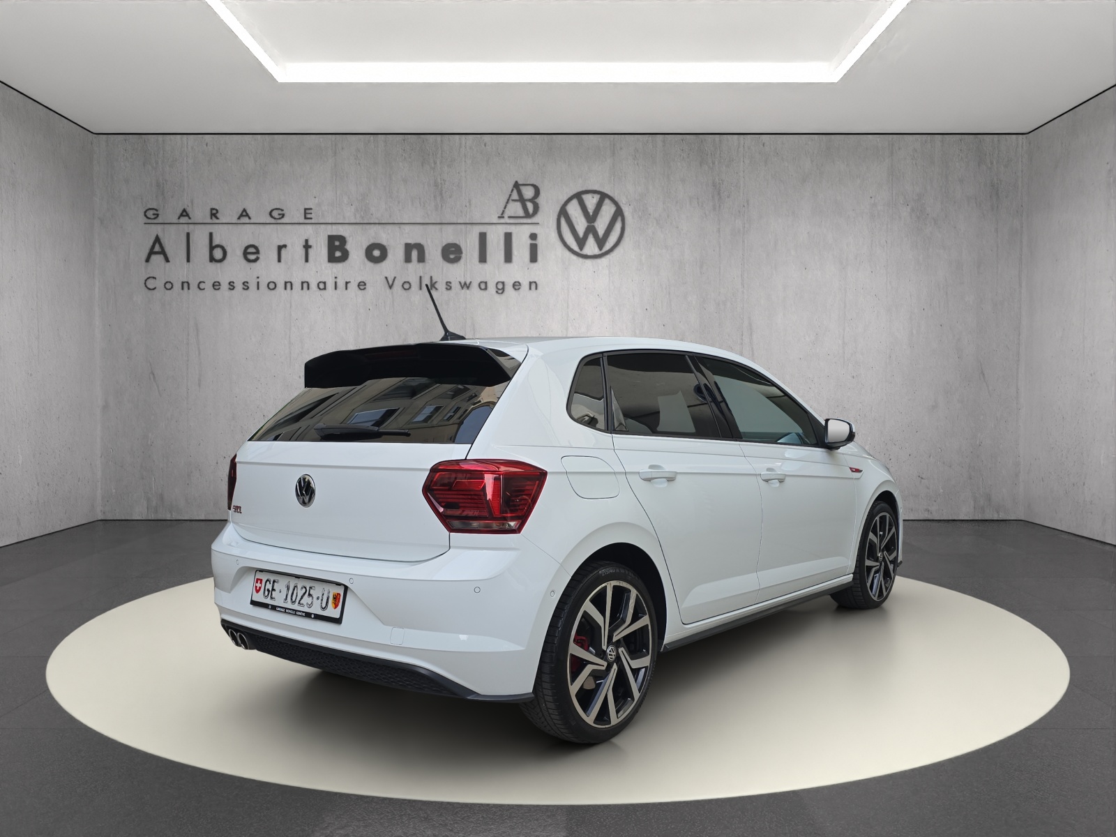 VW Polo 2.0 TSI GTI DSG-showroom-element-2