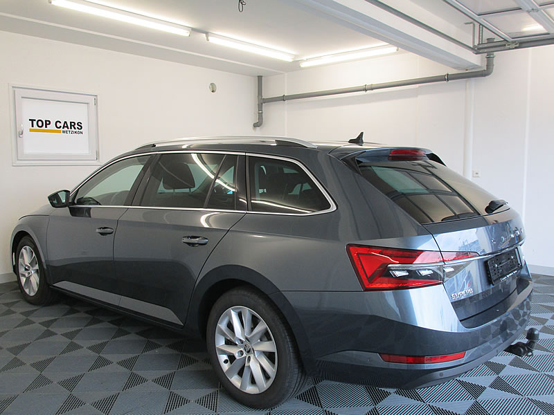 SKODA Superb Combi 2.0 TDi Style 4x4 DSG-showroom-element-1