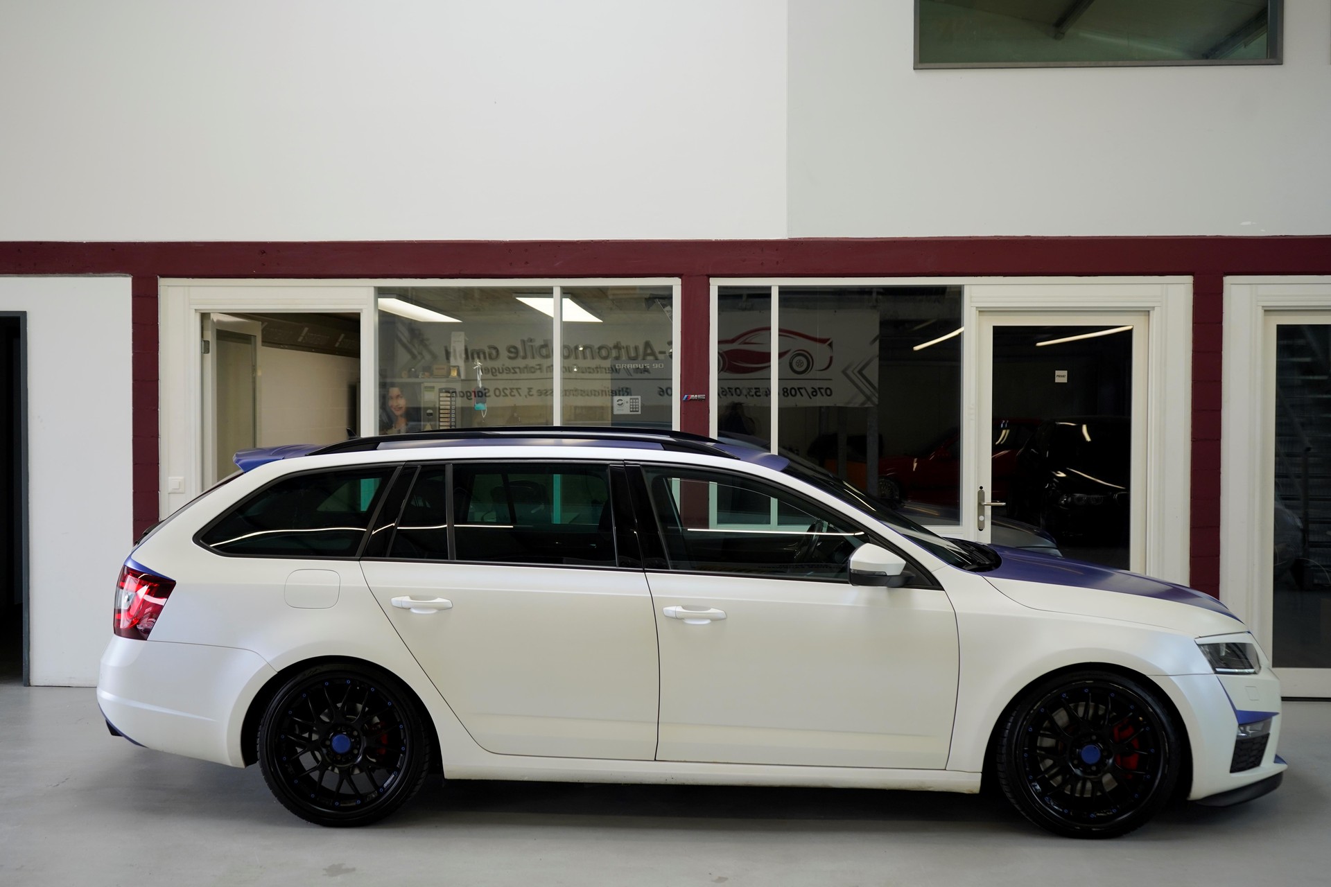 SKODA Octavia Combi 2.0 TSI RS DSG-image-6