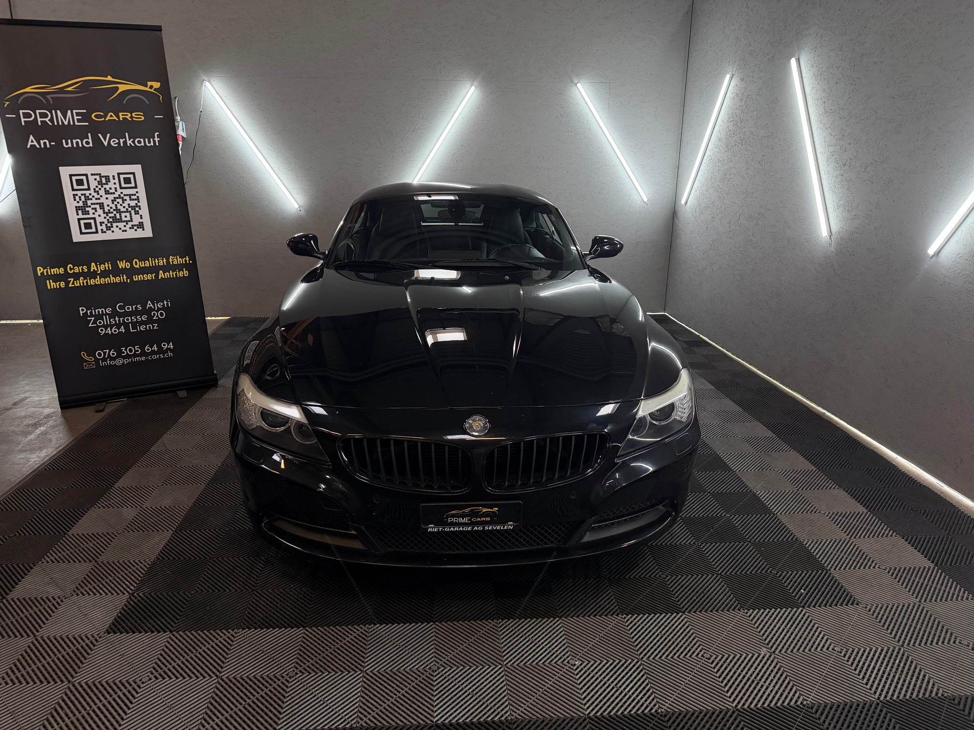 BMW Z4 sDrive23i-image-4