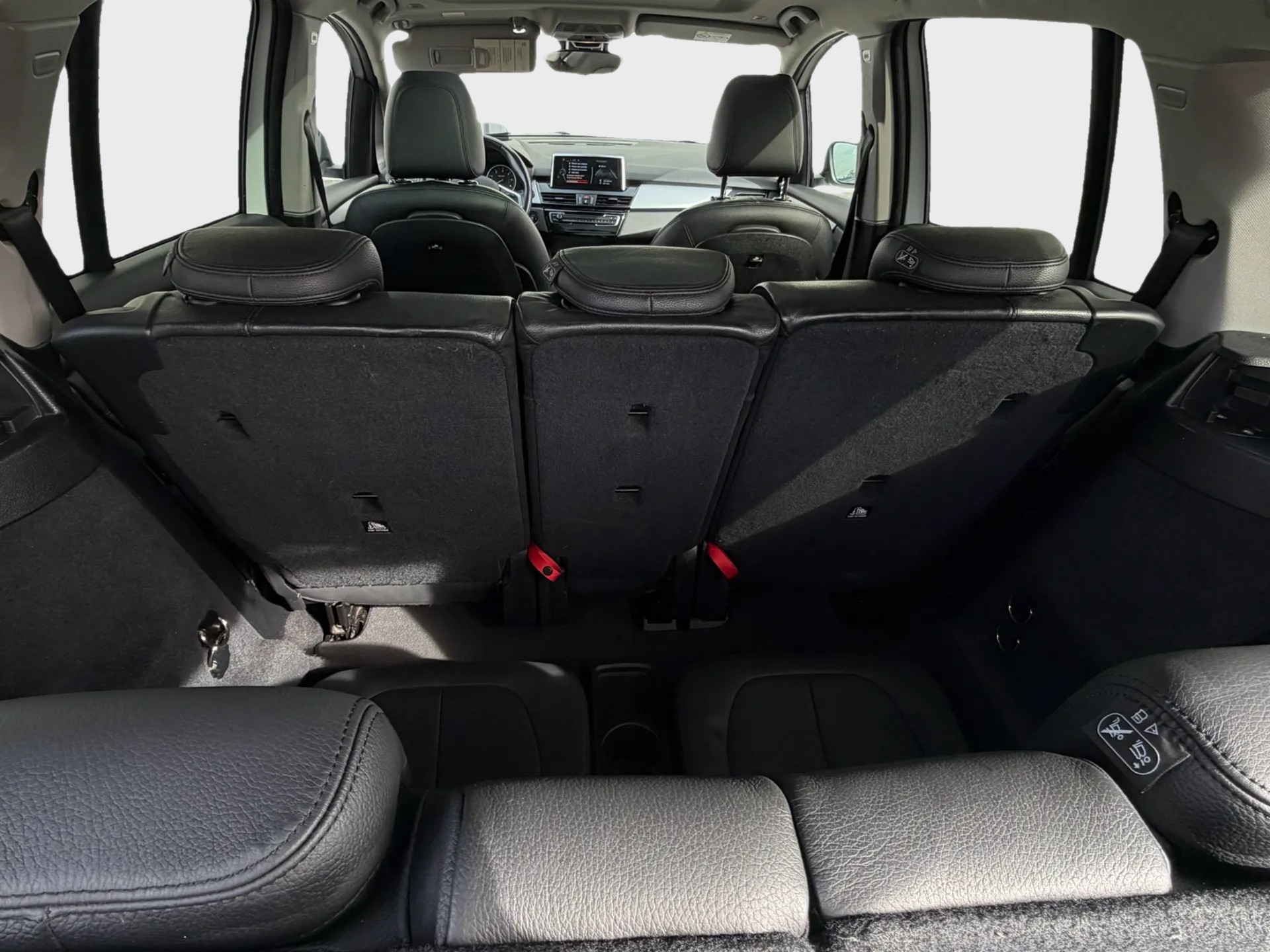 BMW 220d xDrive Gran Tourer Steptronic-image-11