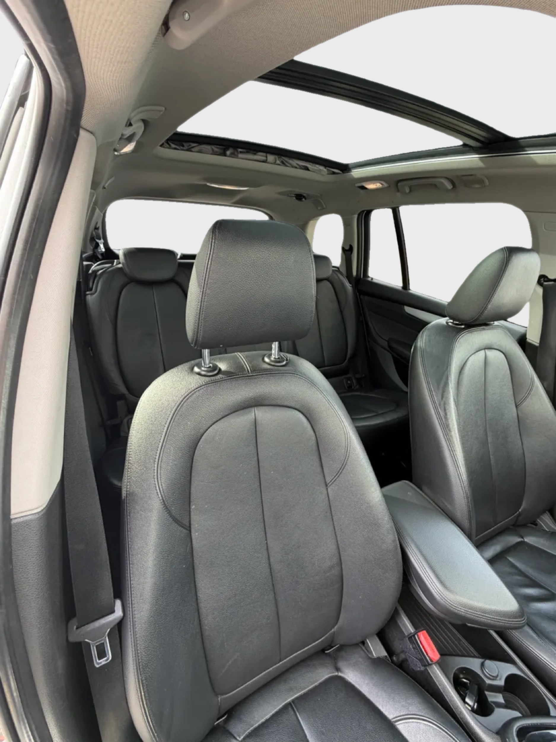 BMW 220d xDrive Gran Tourer Steptronic-image-13