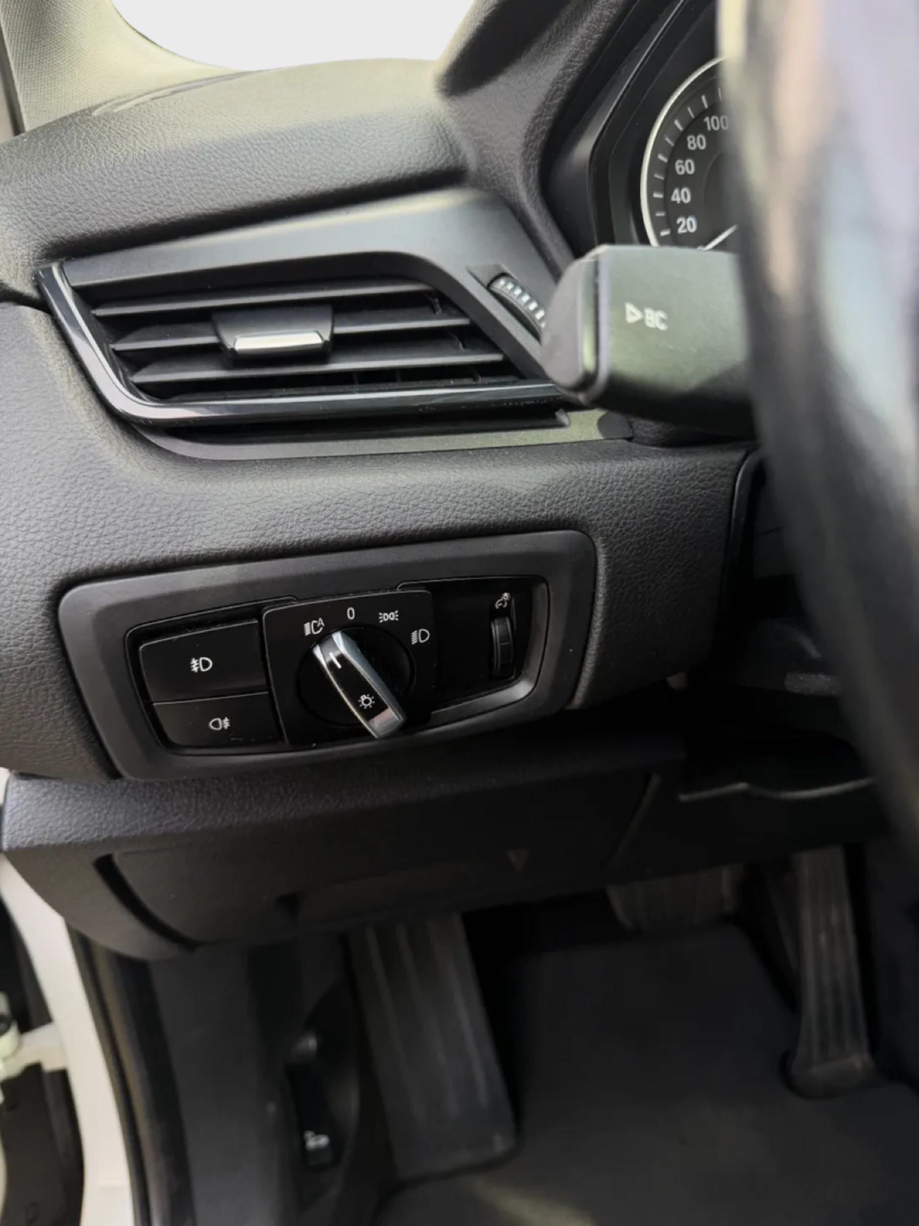 BMW 220d xDrive Gran Tourer Steptronic-image-16