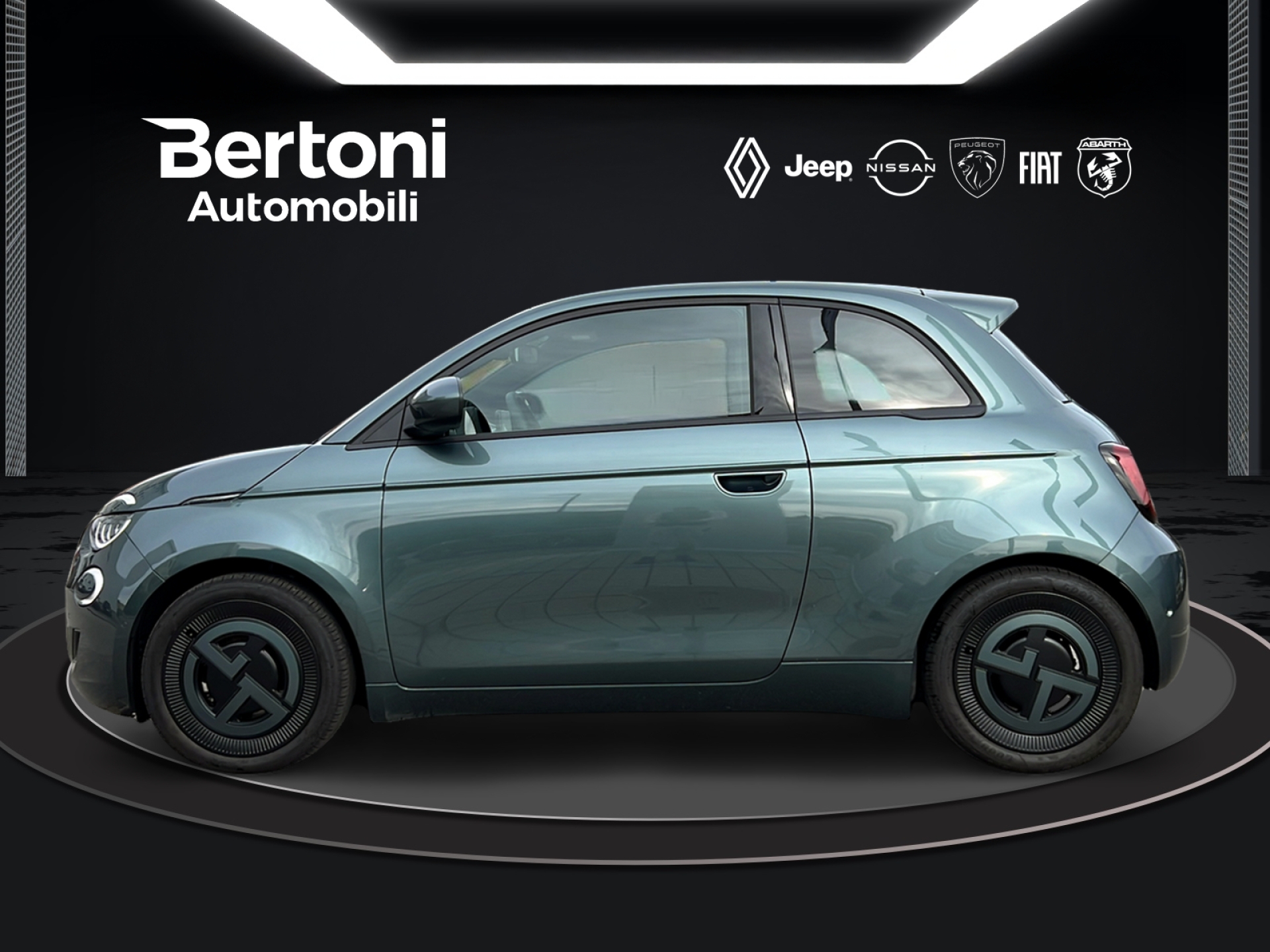 FIAT 500 Armani-showroom-element-1
