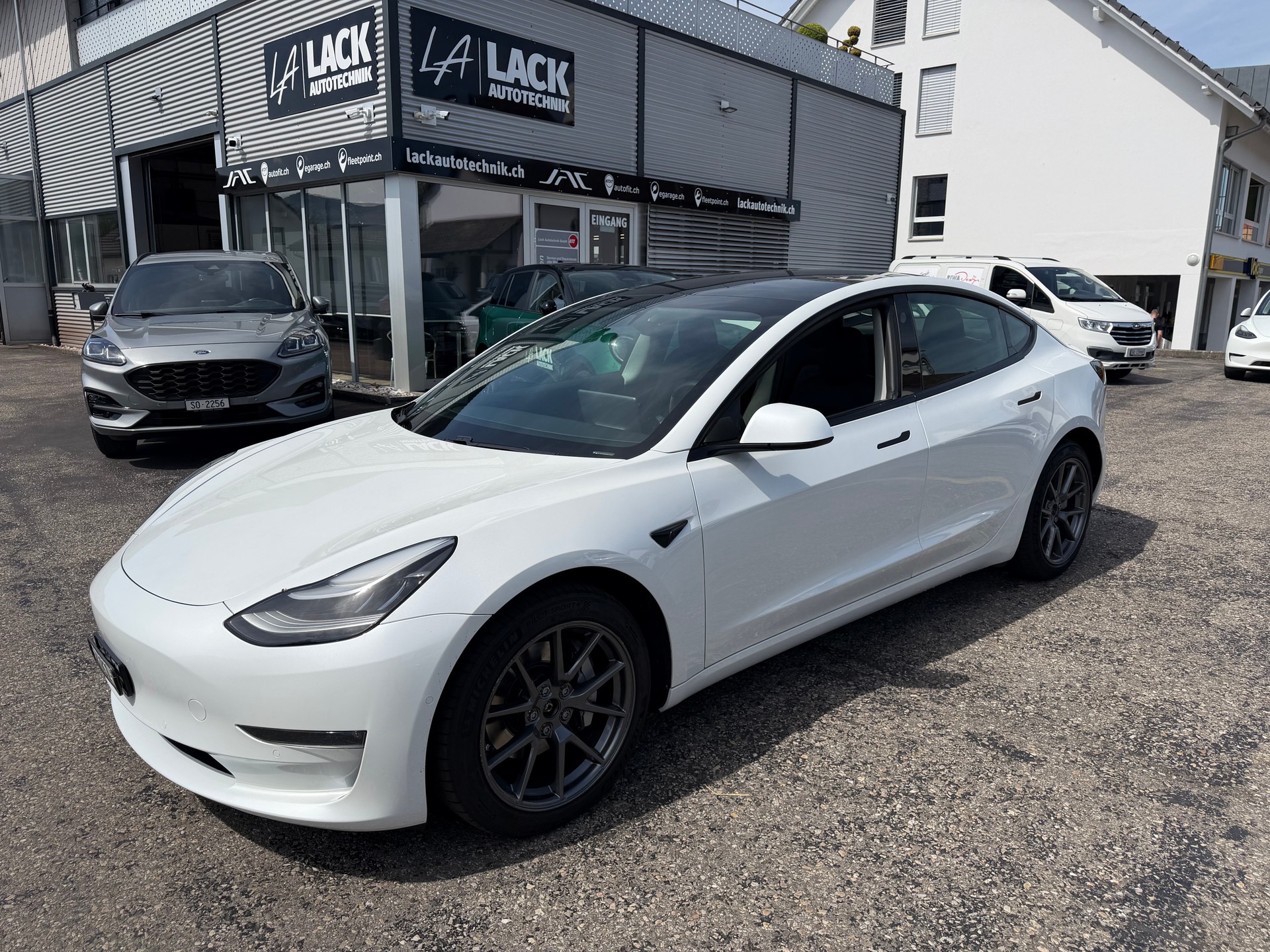 TESLA Model 3 Long Range Dual Motor AWD