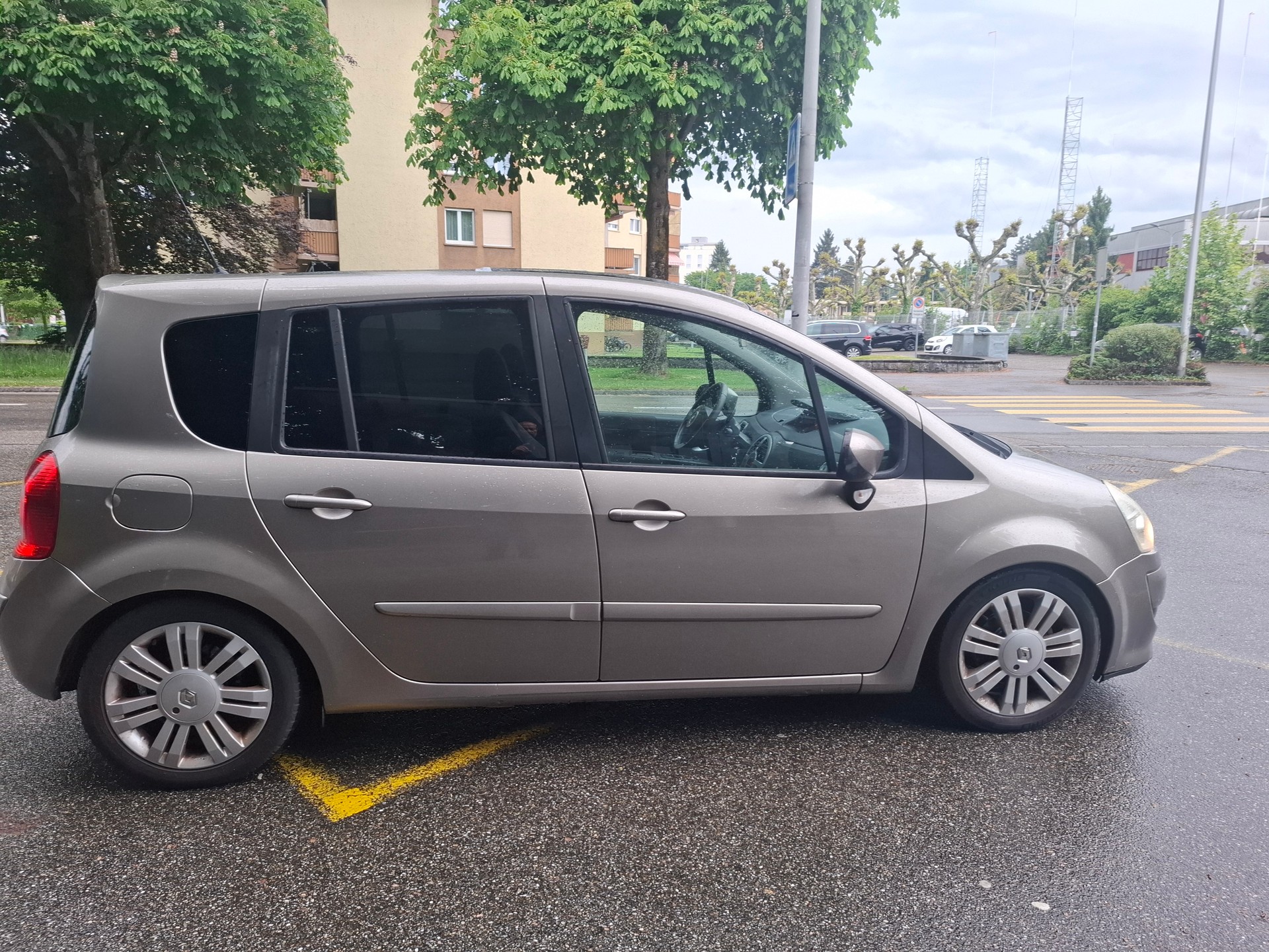 RENAULT Modus 1.6 16V Dynamique Automatic-image-4