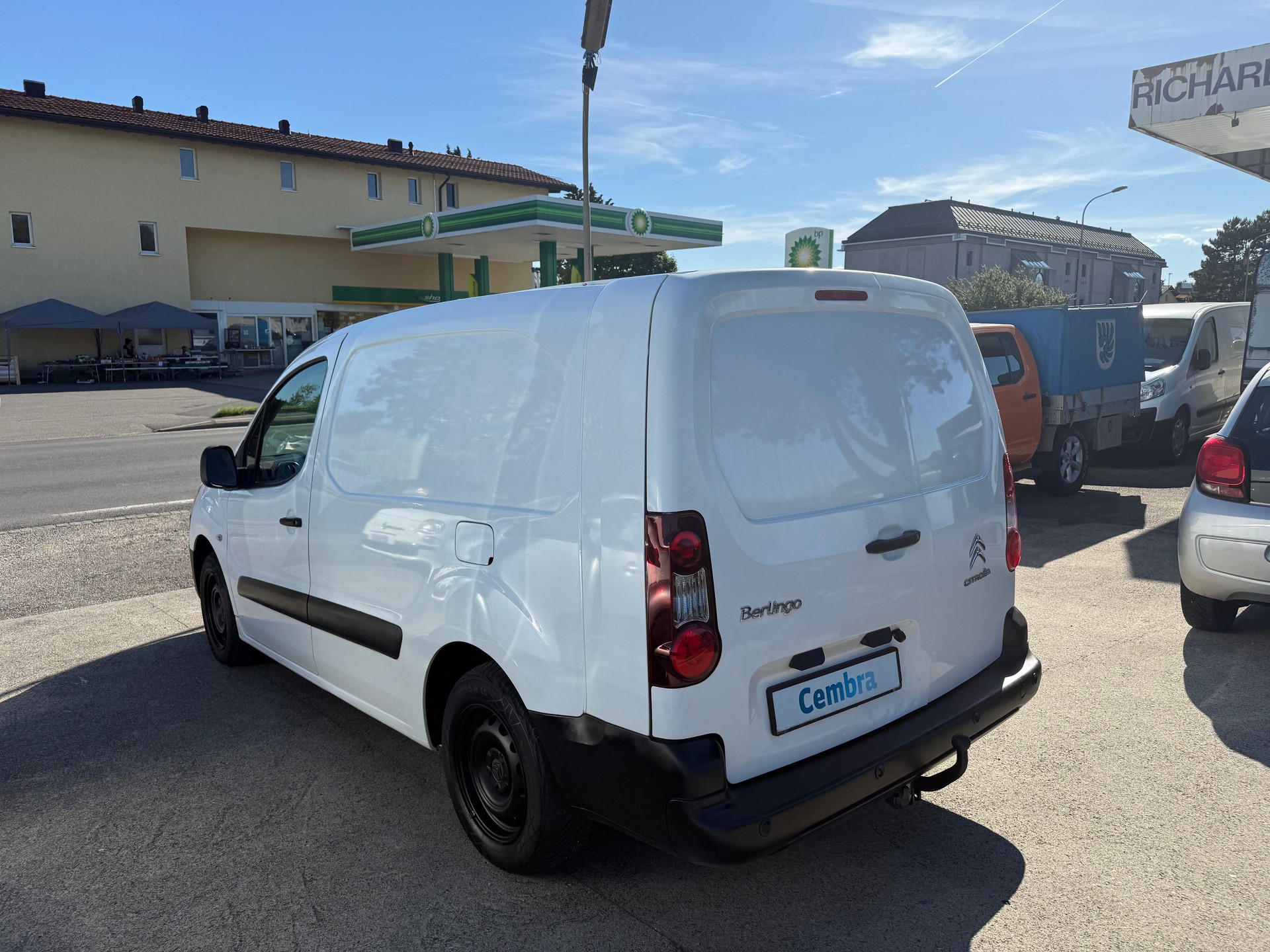 CITROEN Berlingo 1.6 BlueHDi Feel-image-9