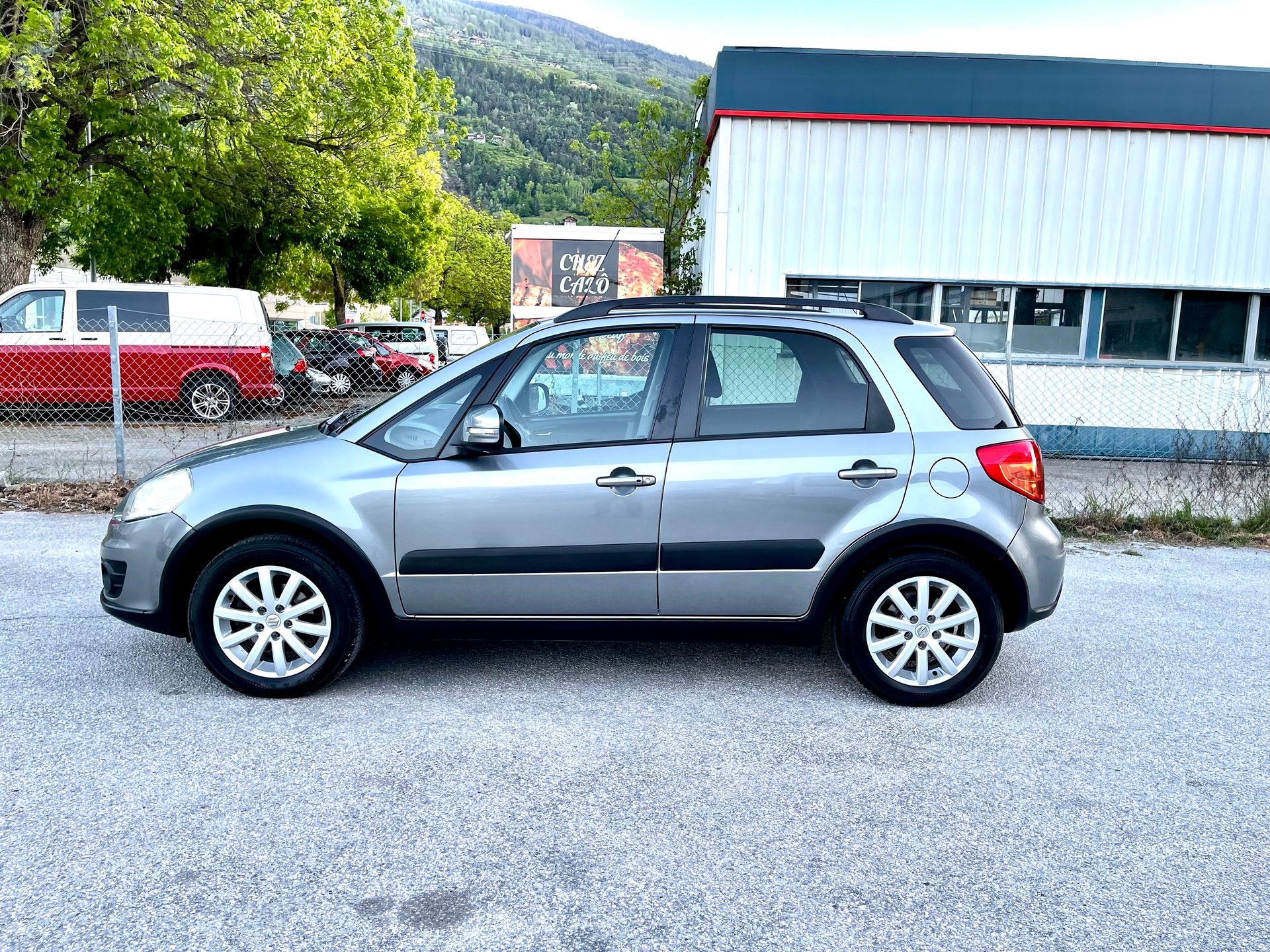 SUZUKI SX4 1.6 16V GL Top Barry 4WD-image-5