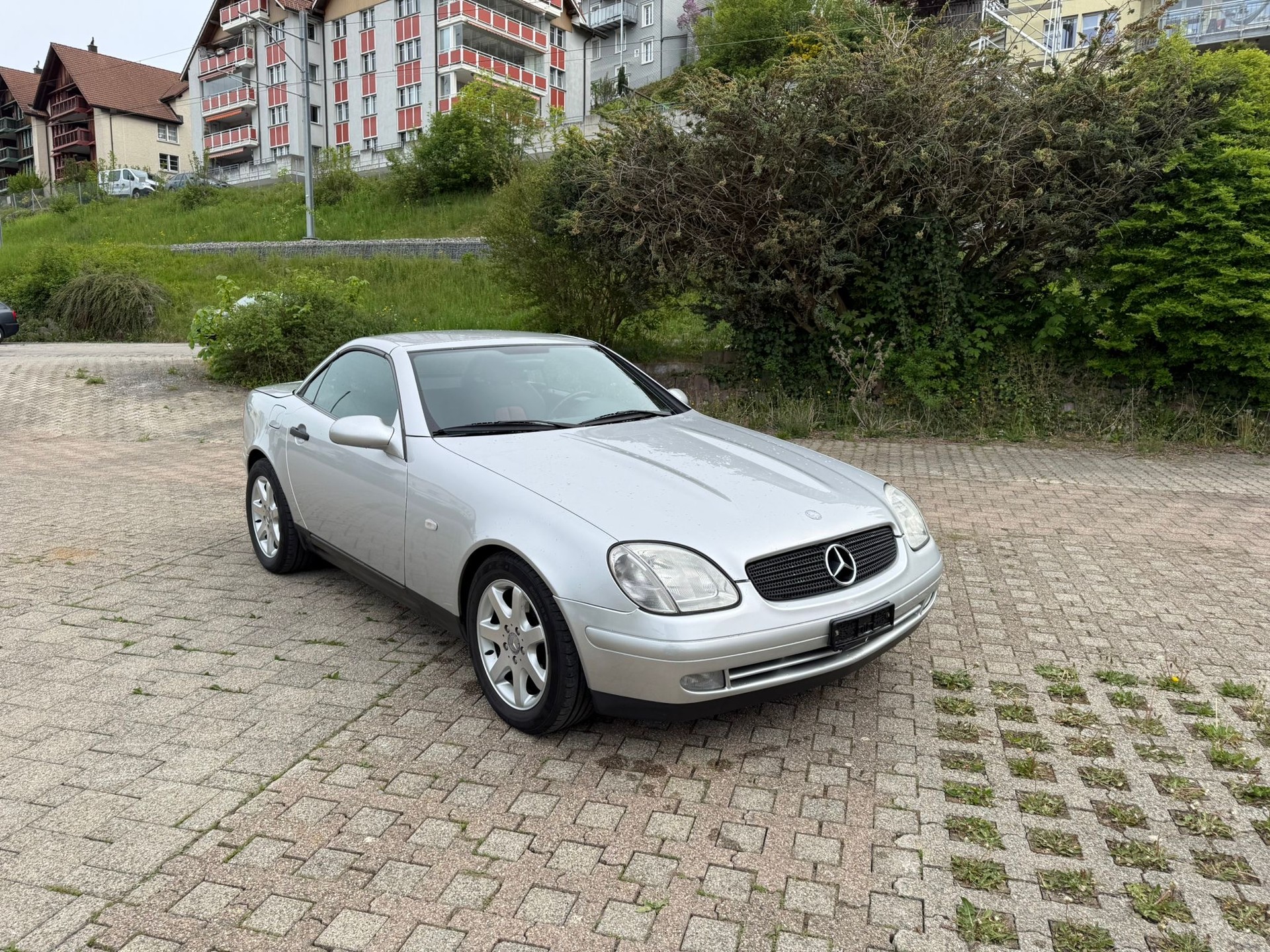 MERCEDES-BENZ SLK 200