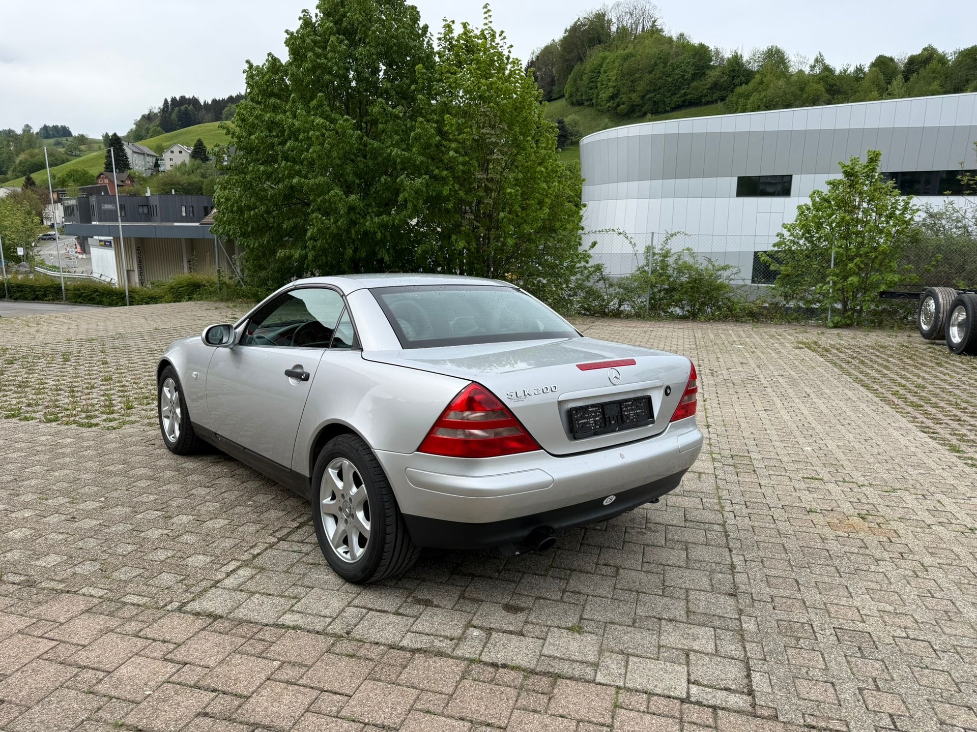 MERCEDES-BENZ SLK 200-image-3