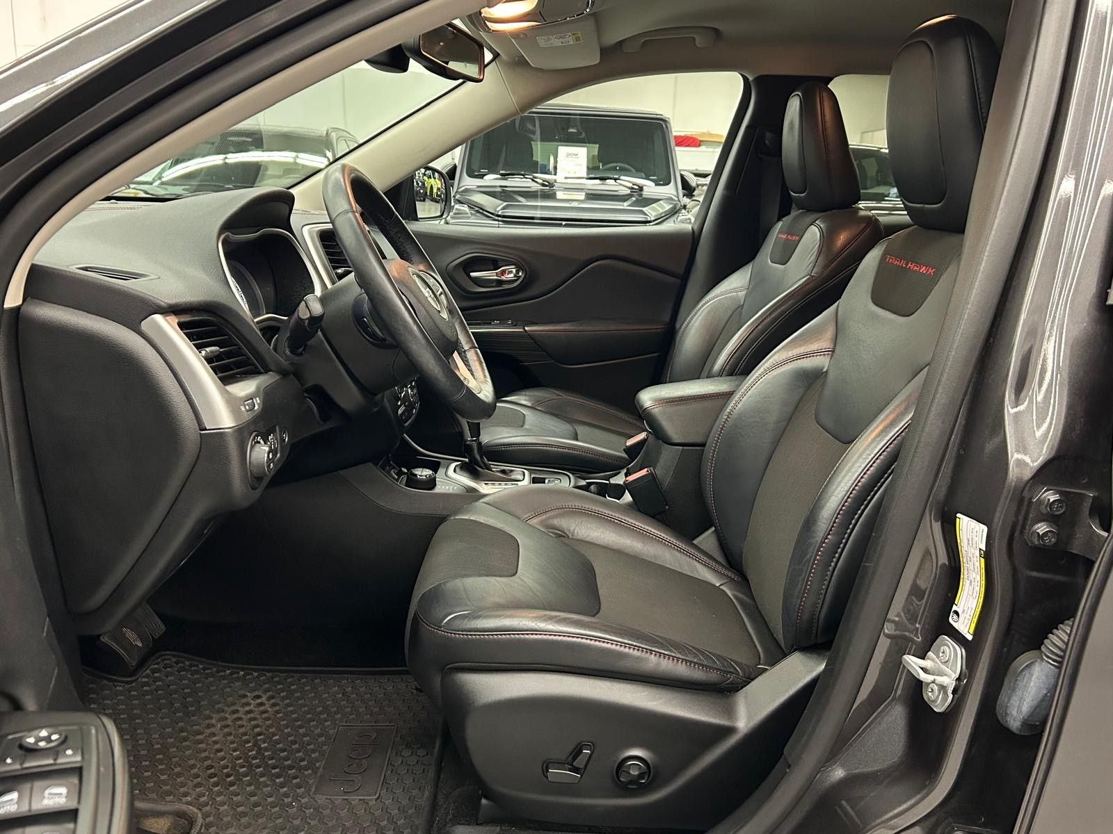 JEEP Cherokee 2.4 Trailhawk AWD-image-10