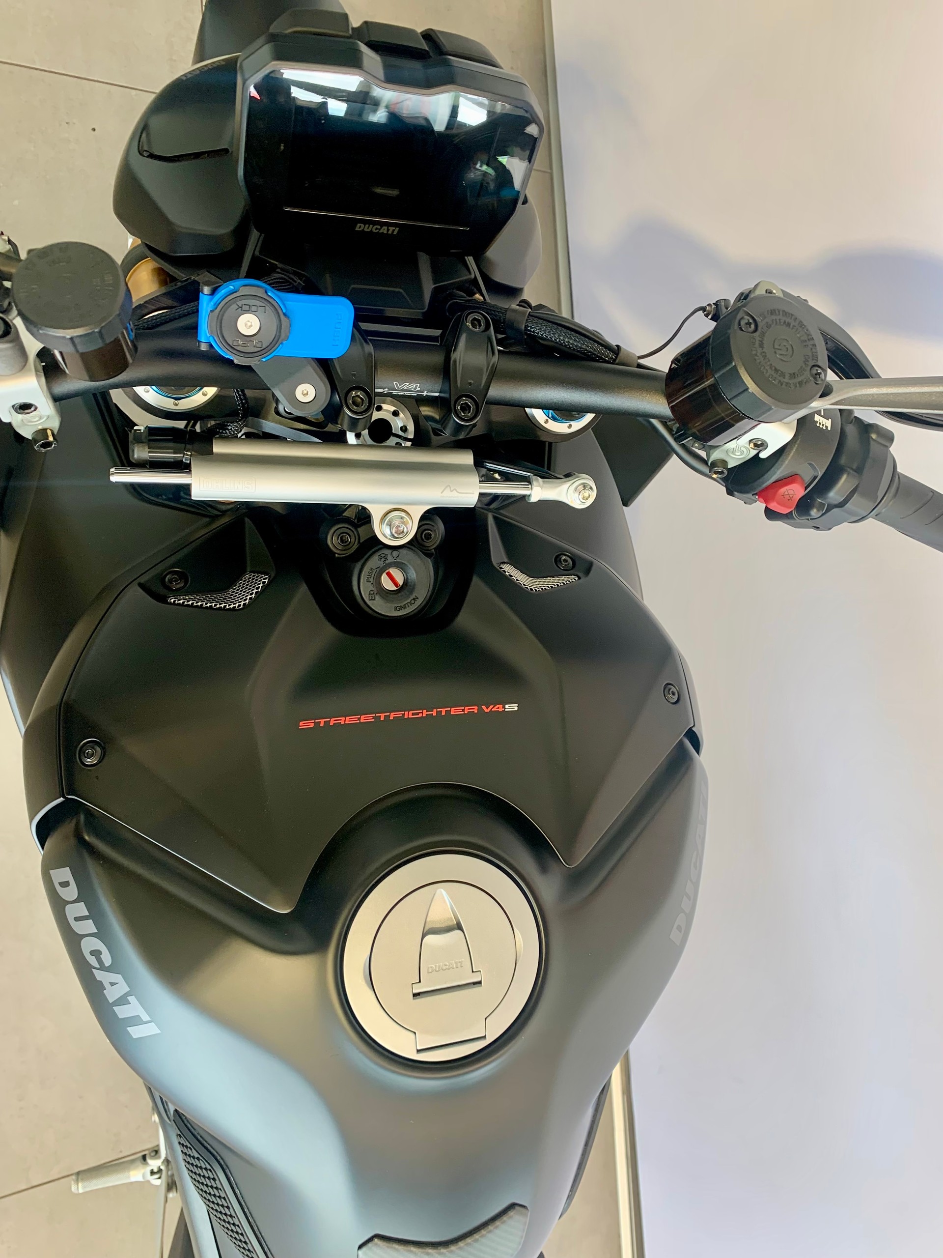 DUCATI Streetfighter V4 S-image-3