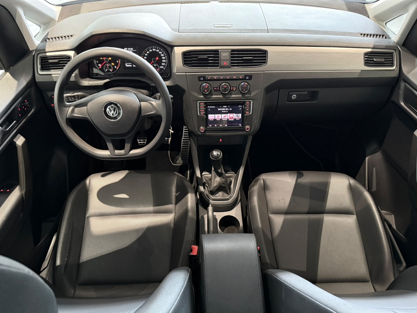 VW Caddy 1.0 TSI Trendline-image-10