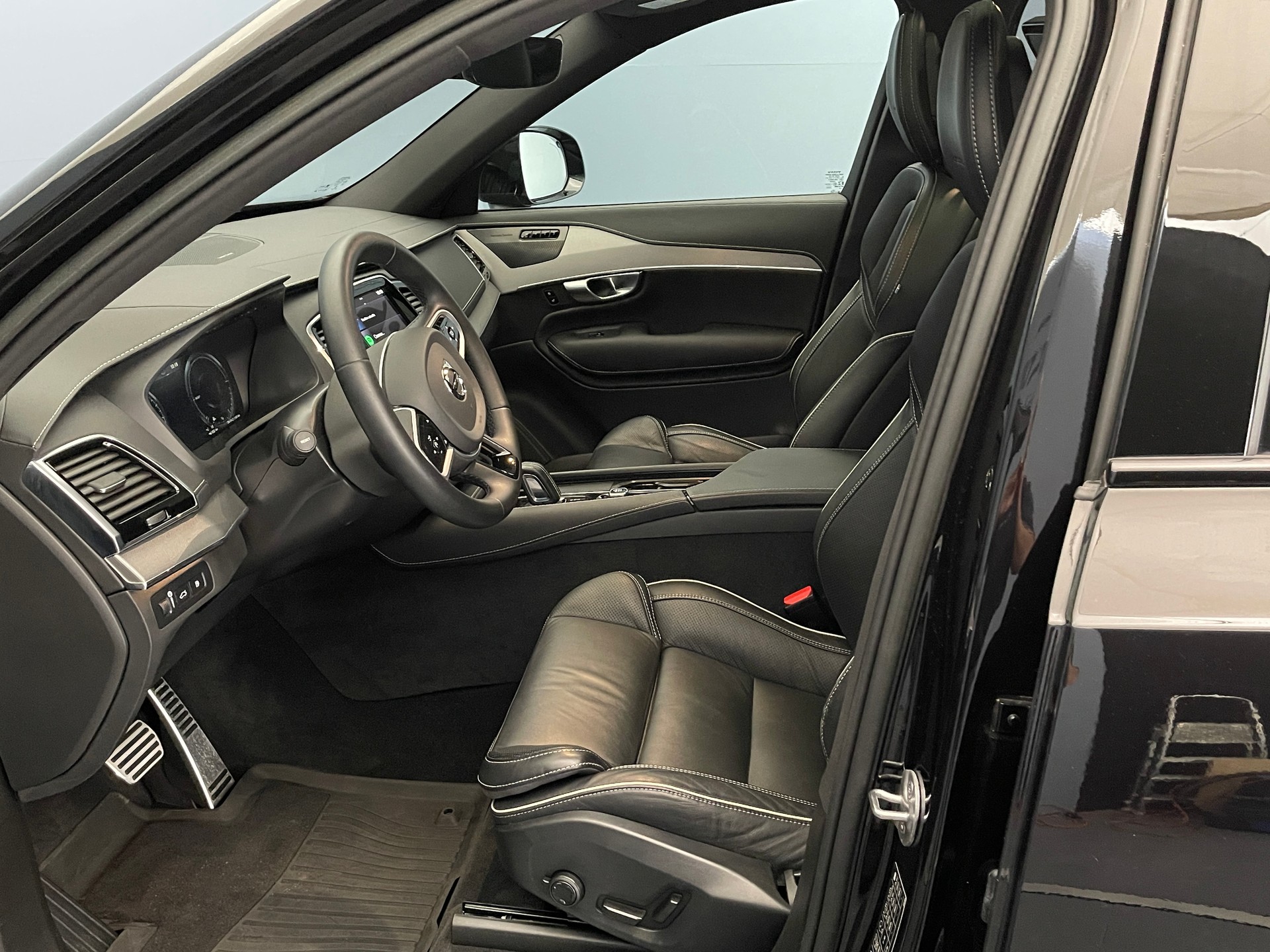 VOLVO XC90 2.0 T8 TE R-Design 7P. eAWD-image-8