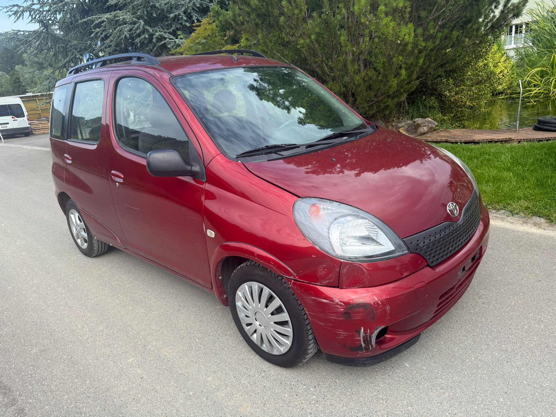 TOYOTA Yaris Verso 1.3 Linea Sol-image-6