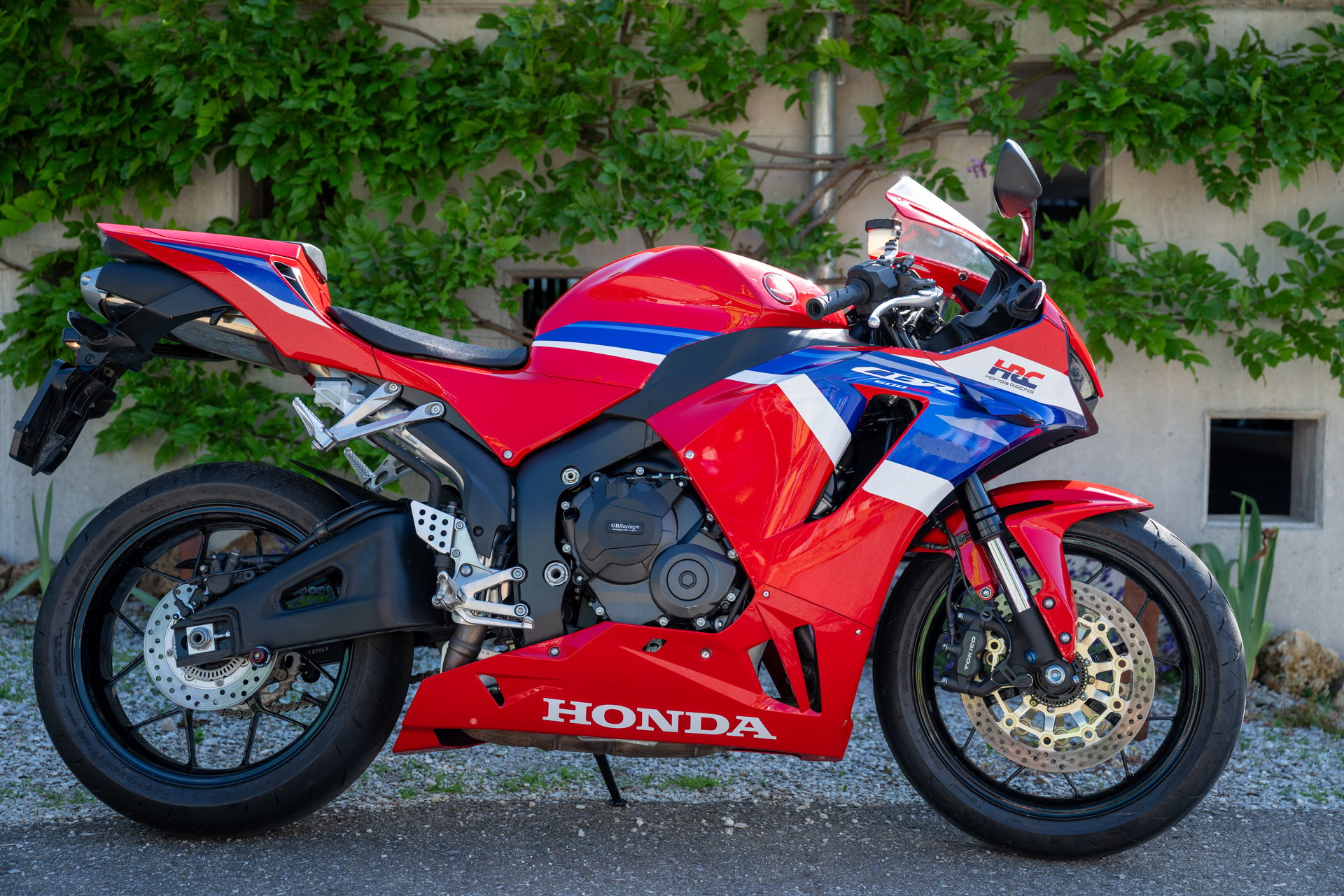 HONDA CBR 600 RR-image-1