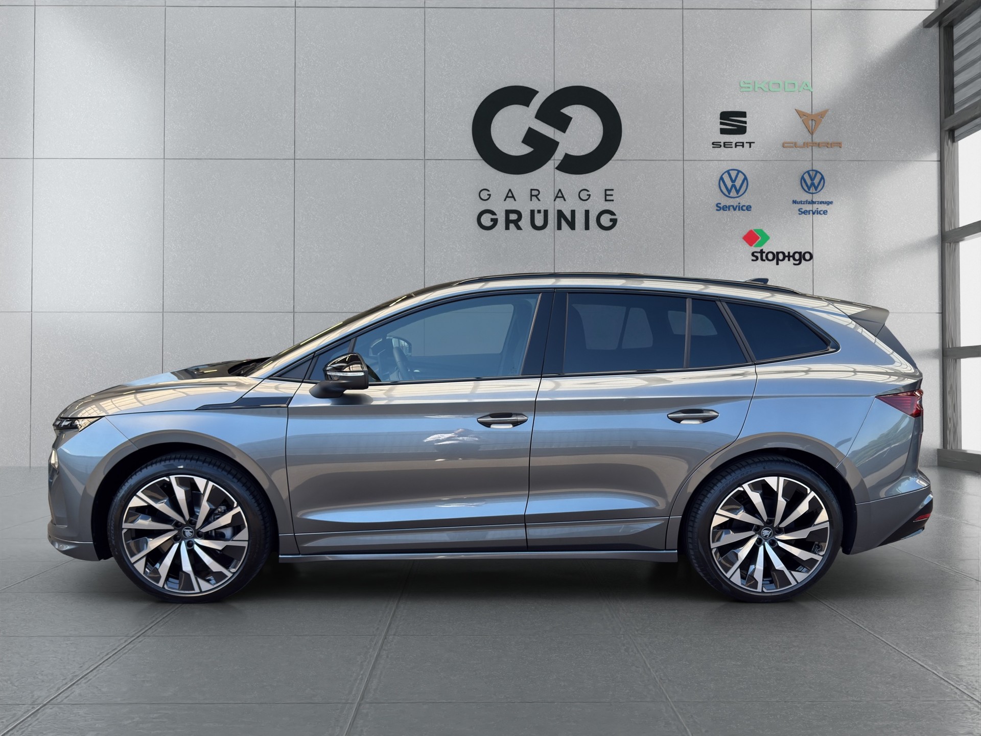 SKODA Enyaq 85 Sportline-showroom-element-2